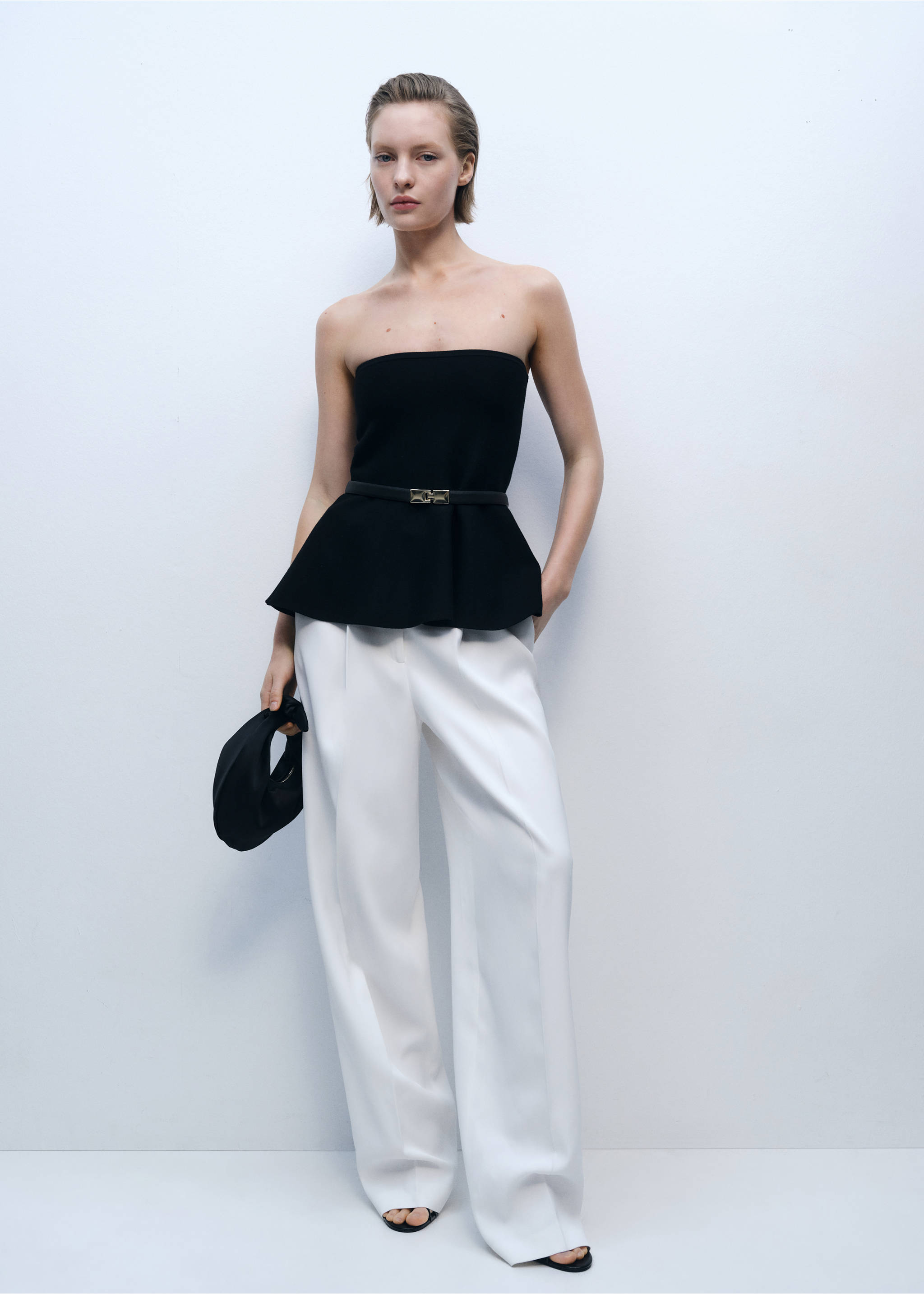 Feinstrick-Peplum-Top - Allgemeine Ansicht, Schwarz. Ref: 87076367-00.