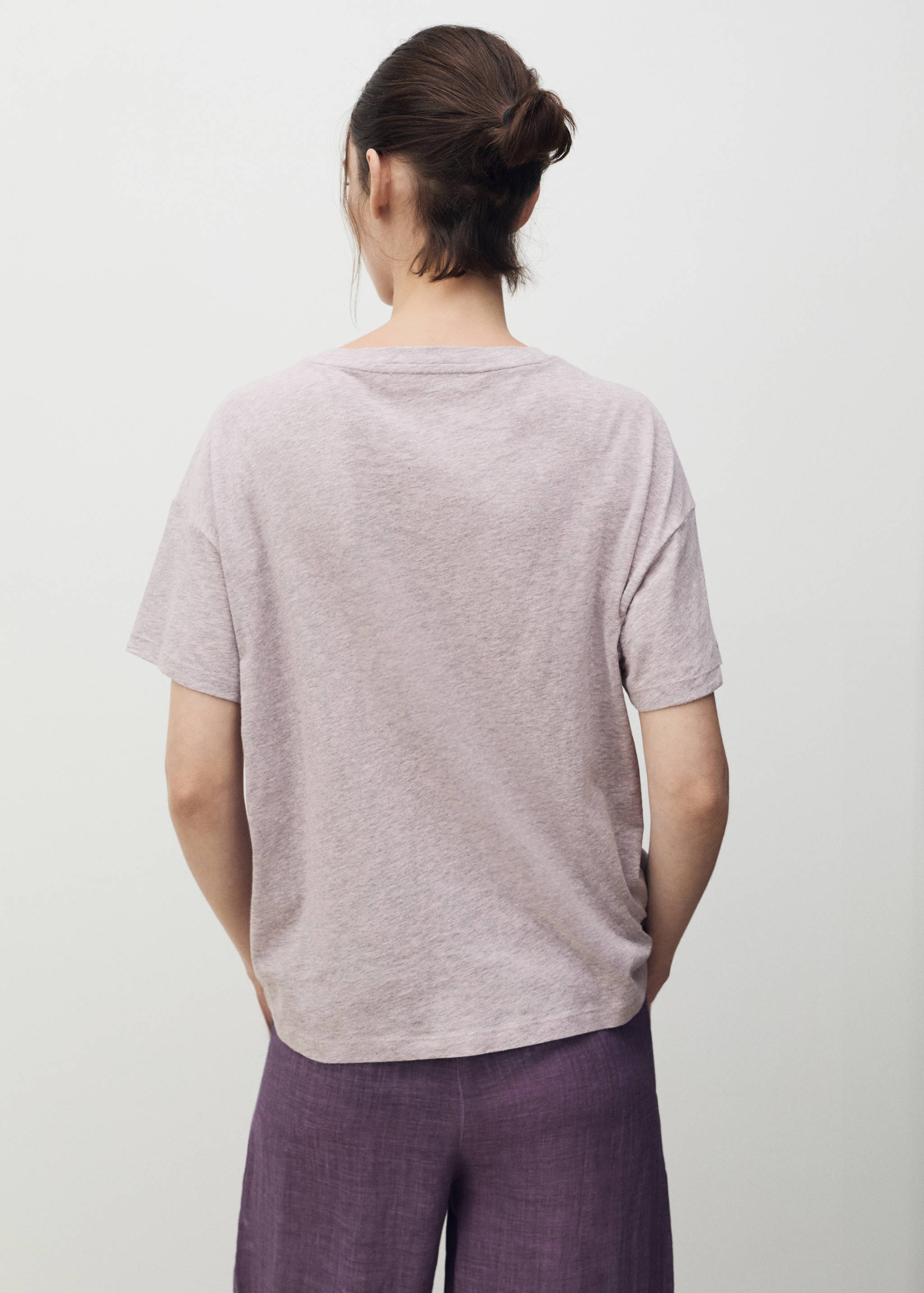 Short-sleeved cotton t-shirt - Reverse of the article