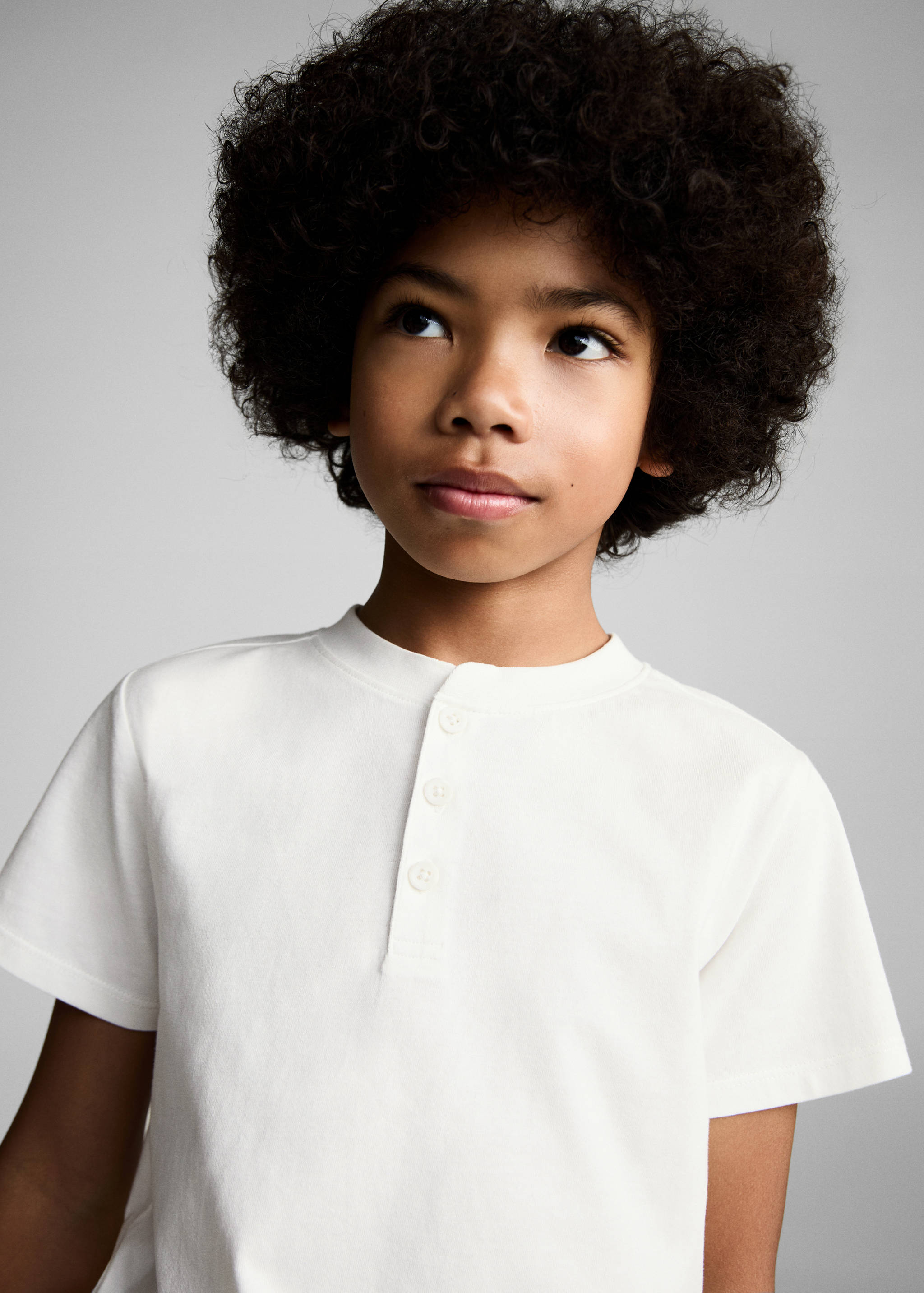 Buttoned cotton T-shirt - Details of the article 1