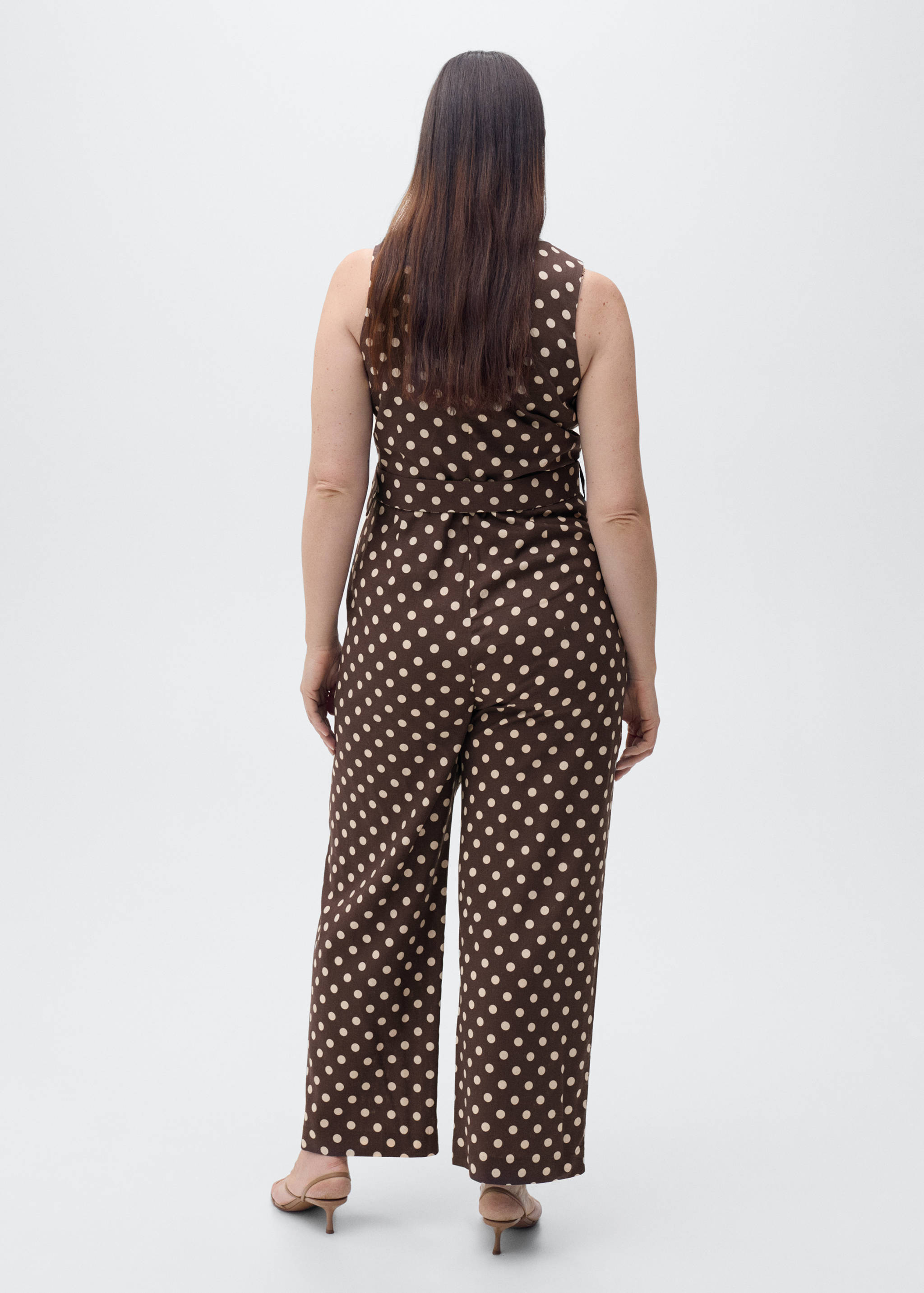 Linen jumpsuit with polka-dots and belt - Details of the article 4