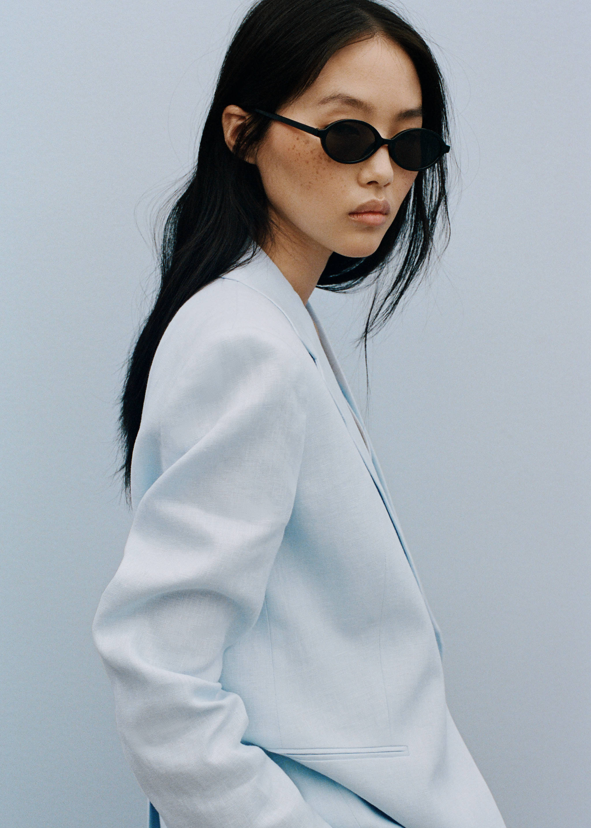 Blazer traje lino - Detalle del artículo 6, Azul celeste. Ref: 87077162-00.