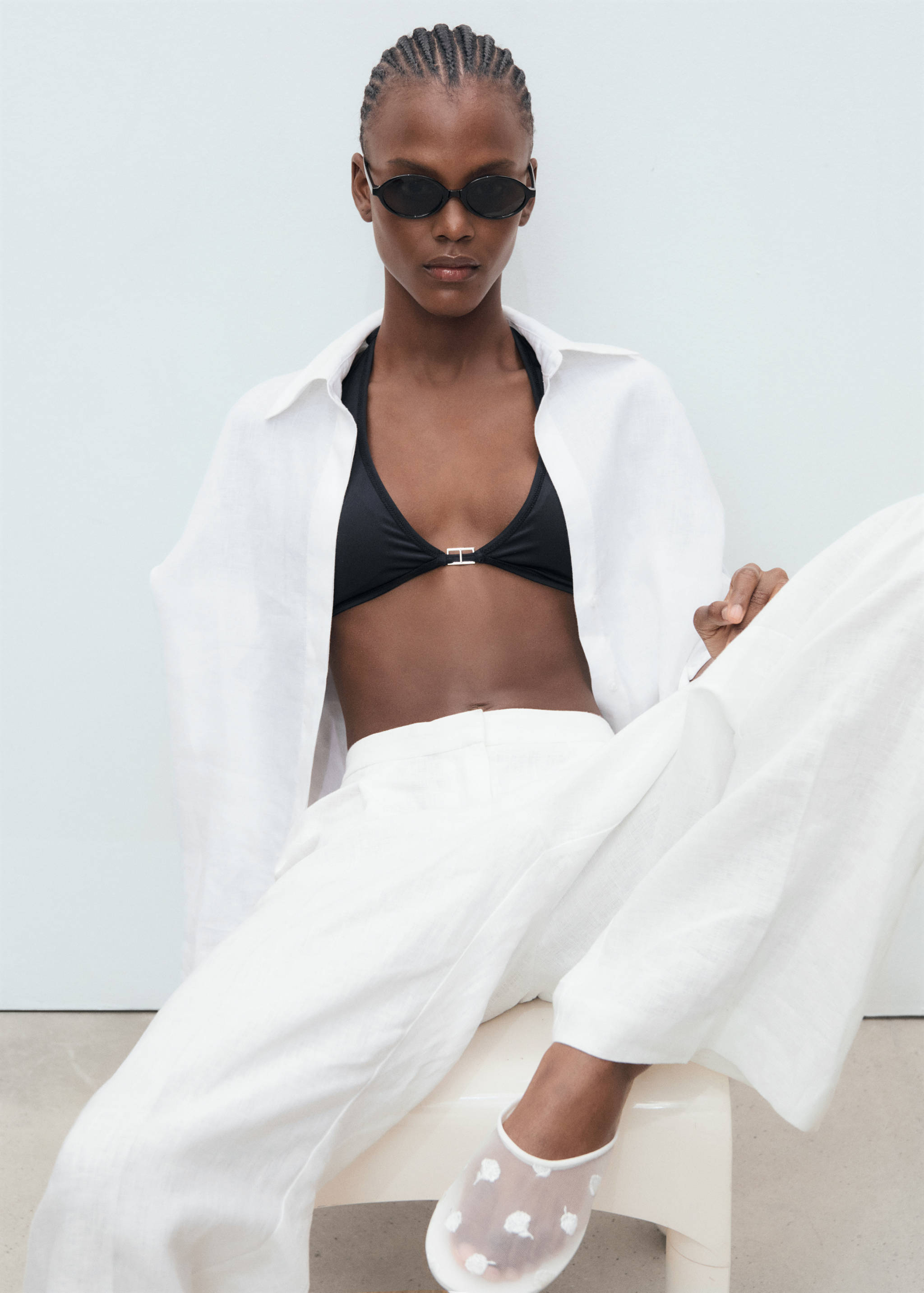 Embroidered mesh shoes - General plane