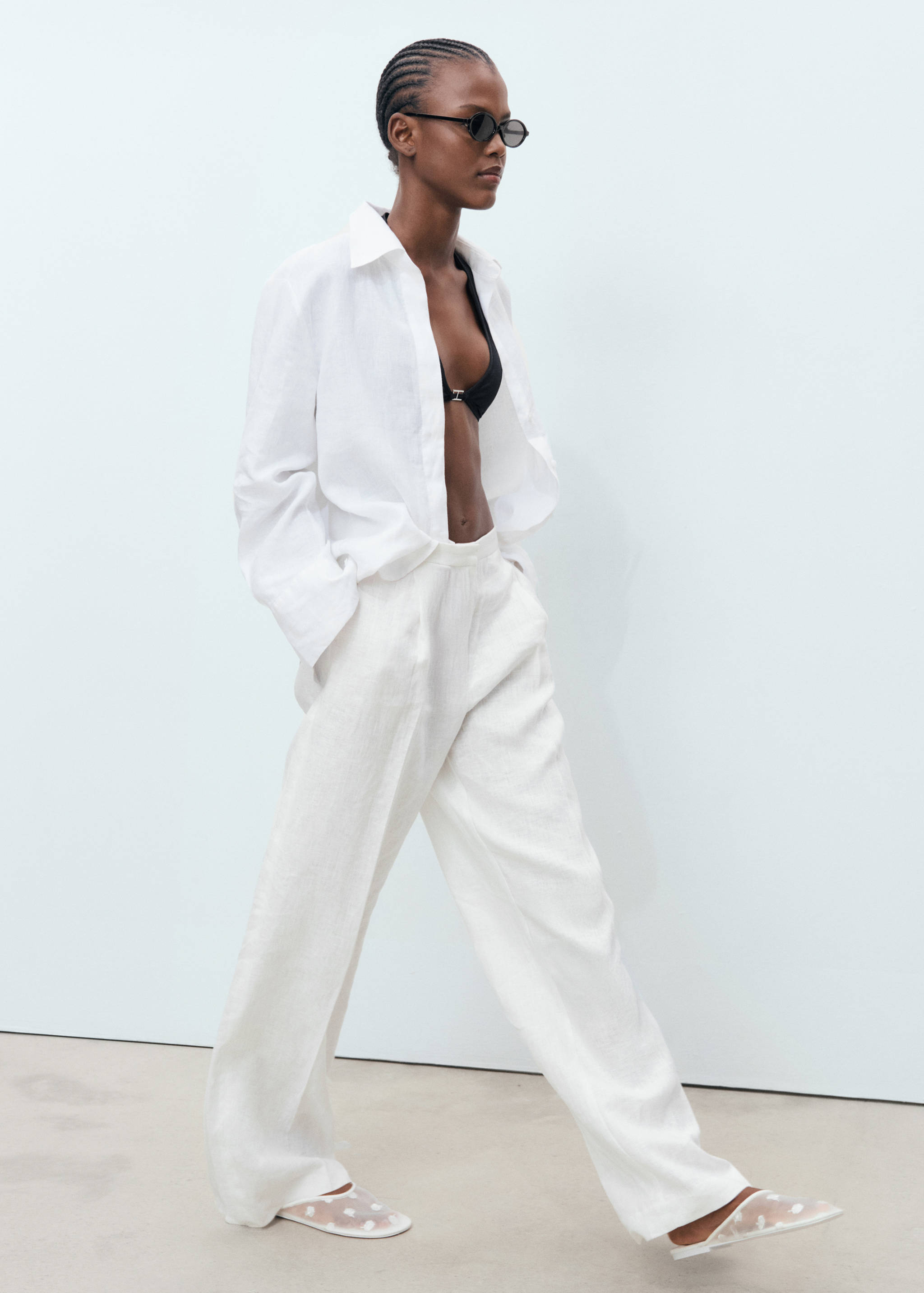 Embroidered mesh shoes - Details of the article 9