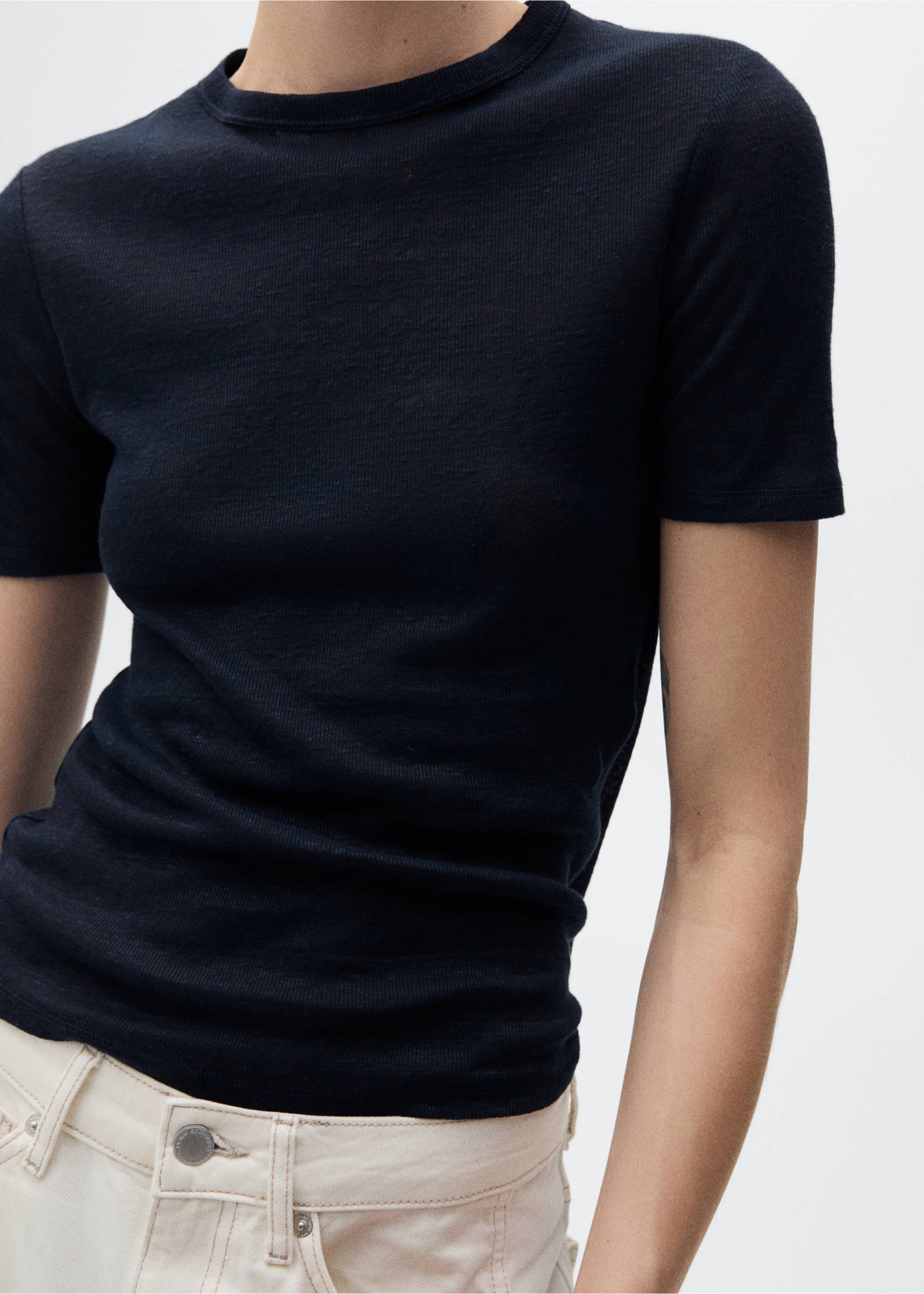 Camiseta lino entallada - Plano medio, Azul marino oscuro. Ref: 87077165-00.