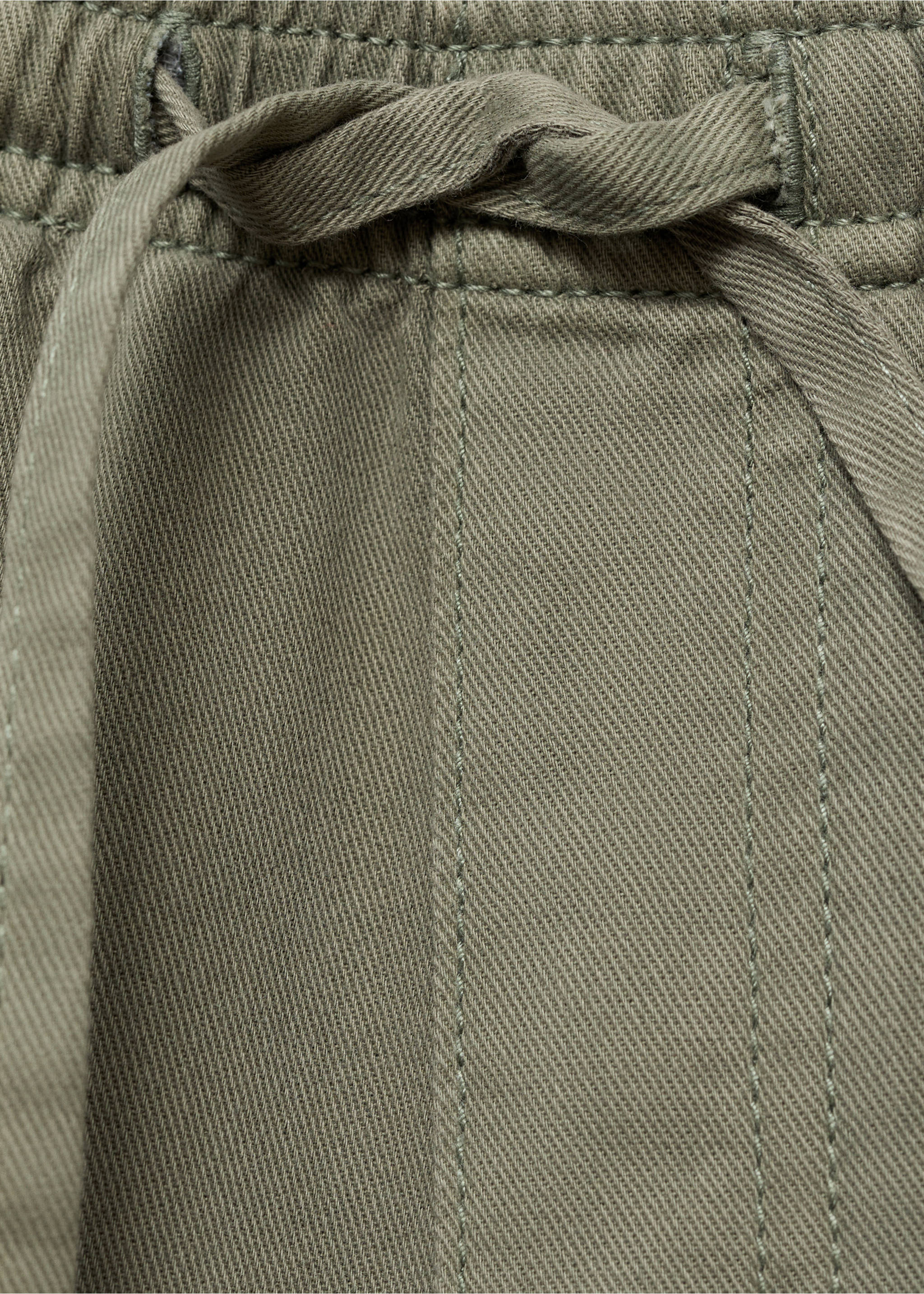 Cotton shorts with drawstring - Details of the article 8, Khaki. Ref: 87077167-00.