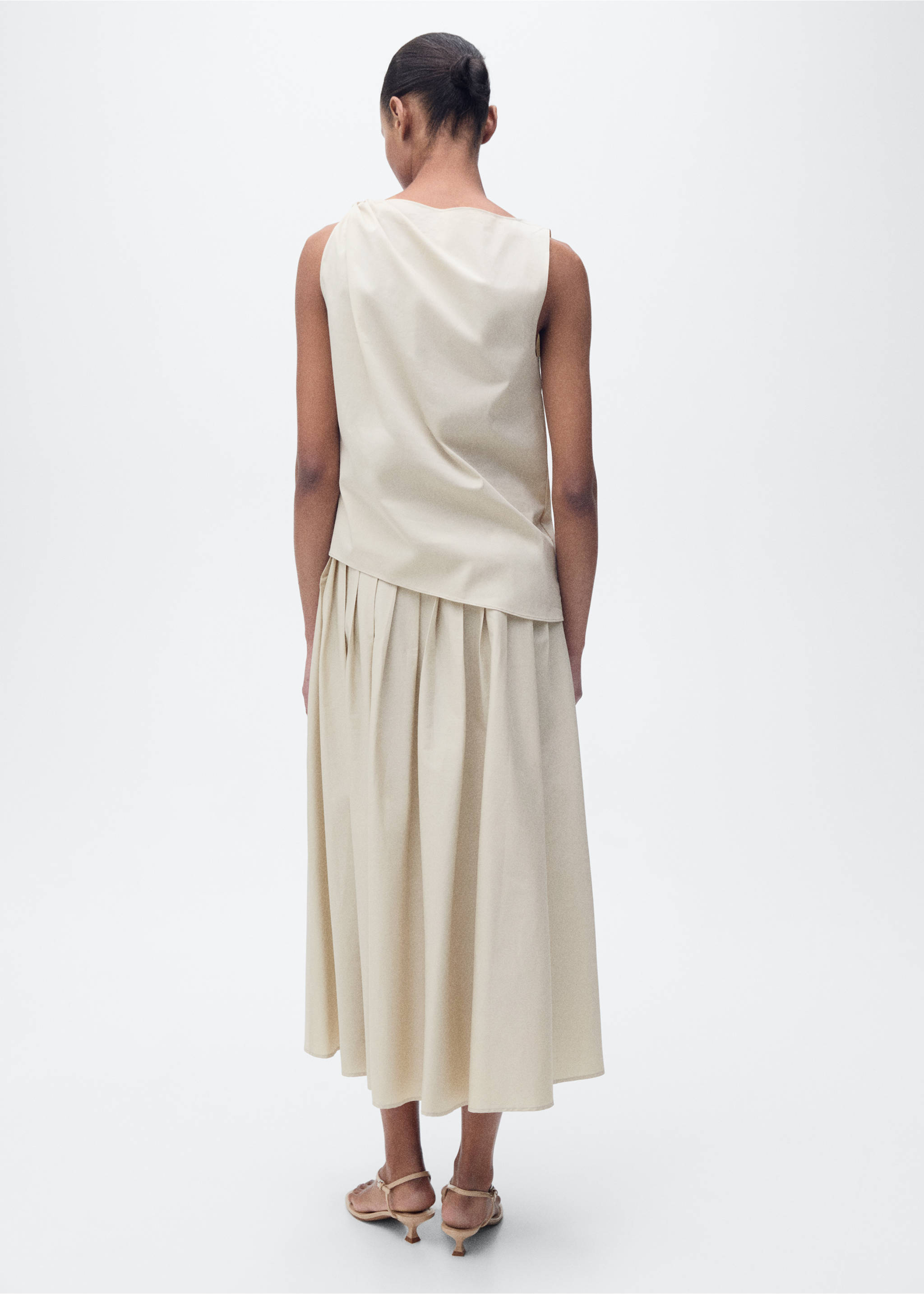 Knotted-hem cotton top - Reverse of the article, Ivory White. Ref: 87077168-00.