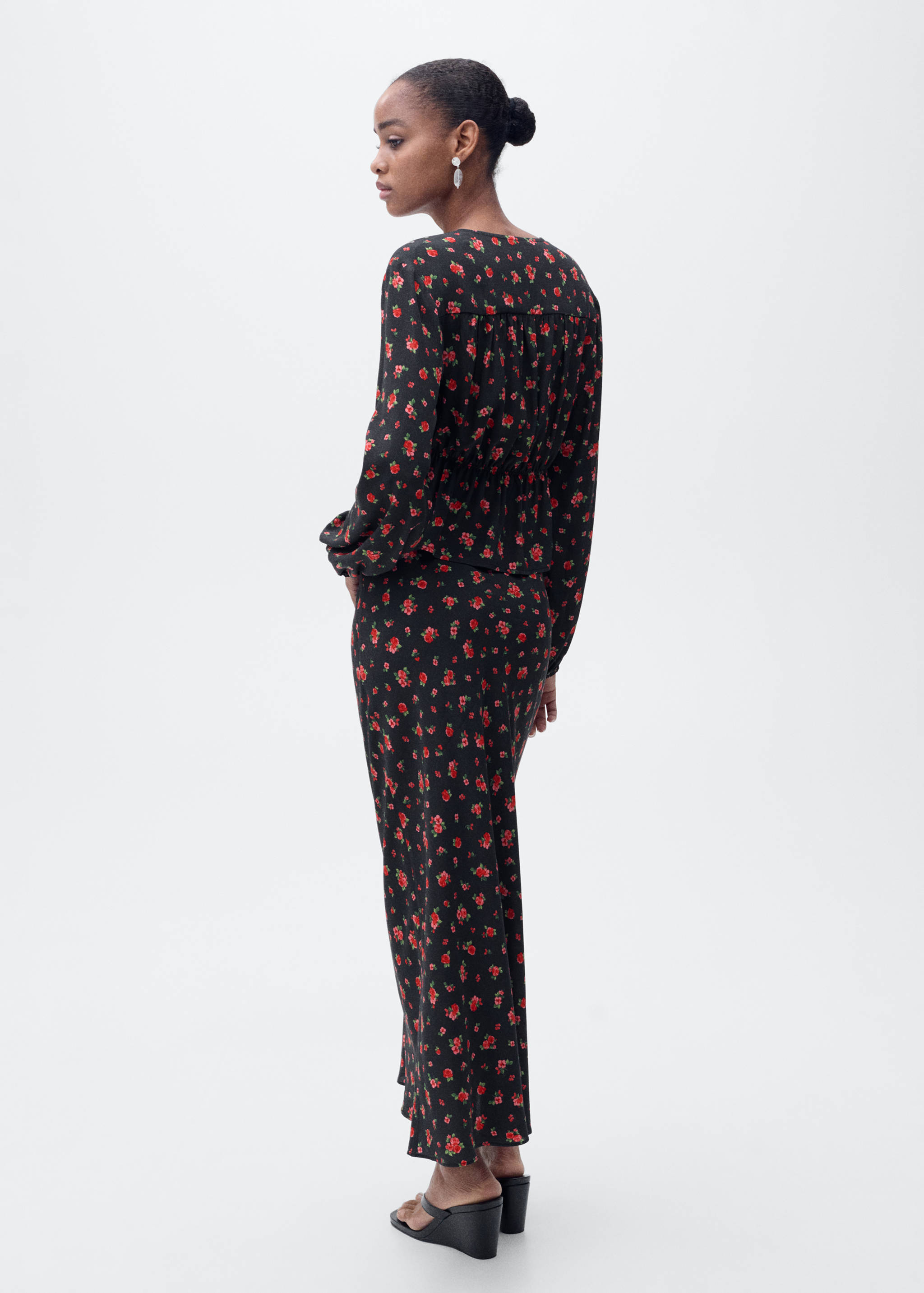 Long floral flared skirt - Reverse of the article