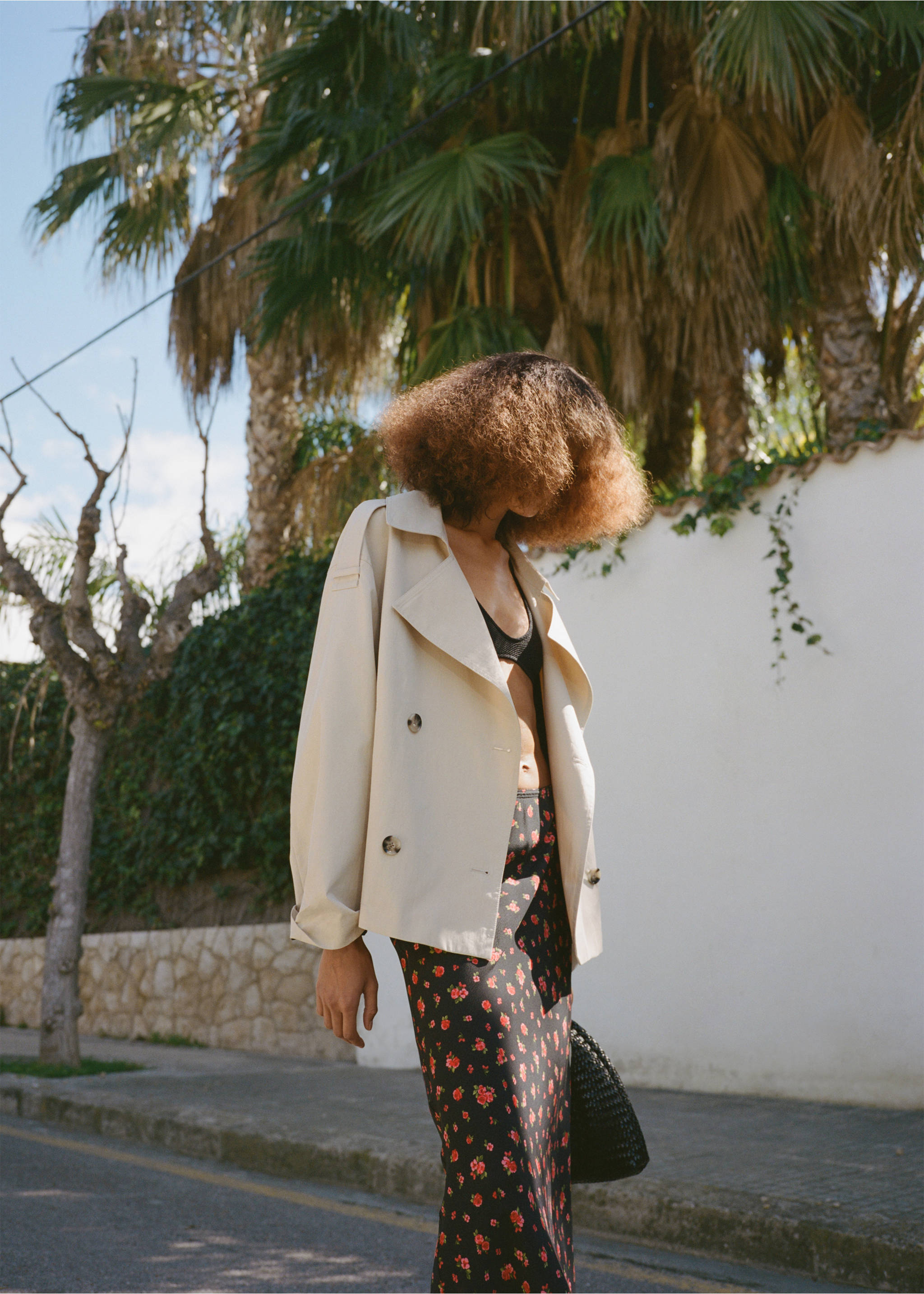 Jupe longue évasée fleurs - Détail de l'article 6, Noir. Ref: 87077178-00.