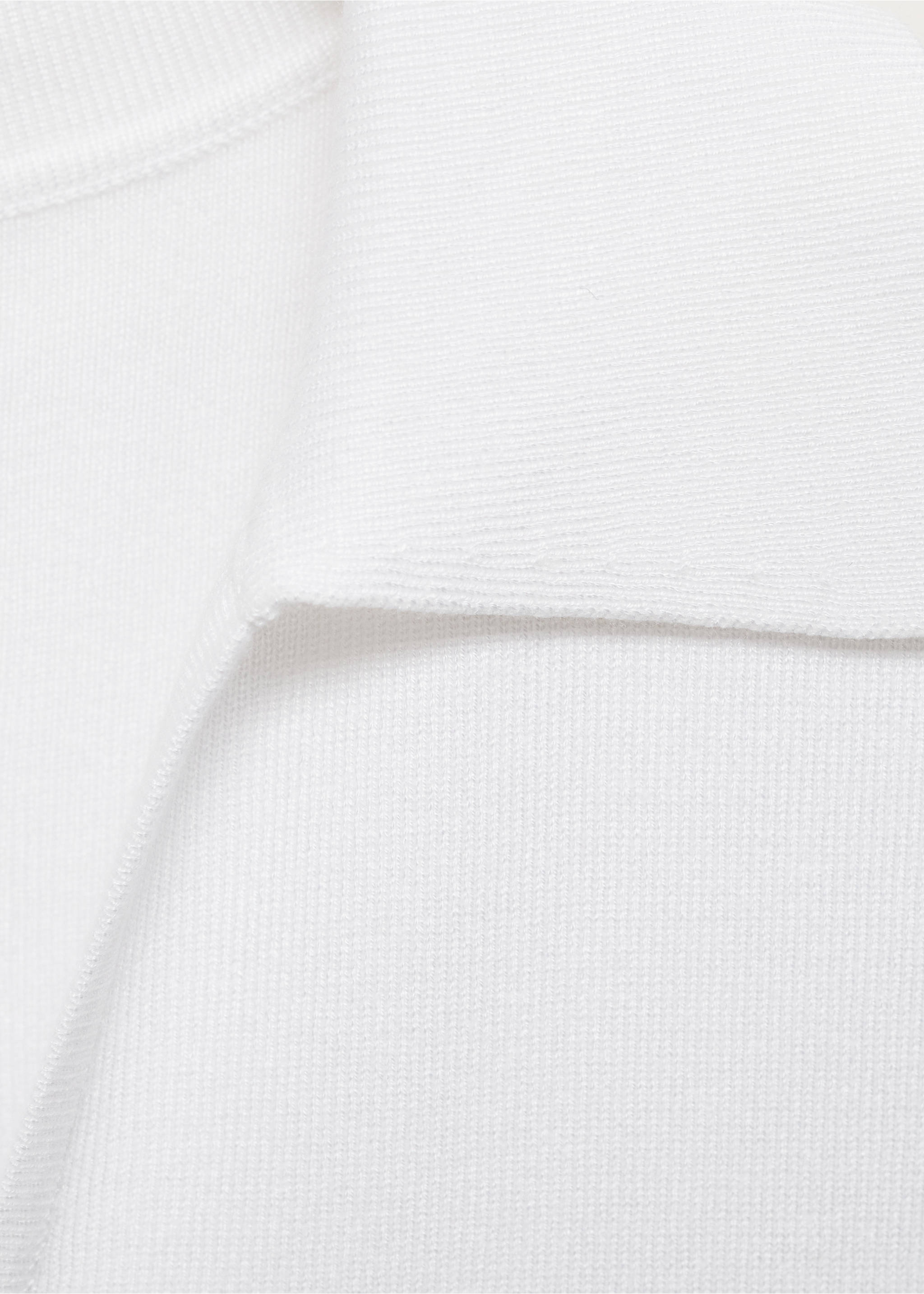 Polo-neck knitted top - Details of the article 8, Ecru. Ref: 87077180-00.