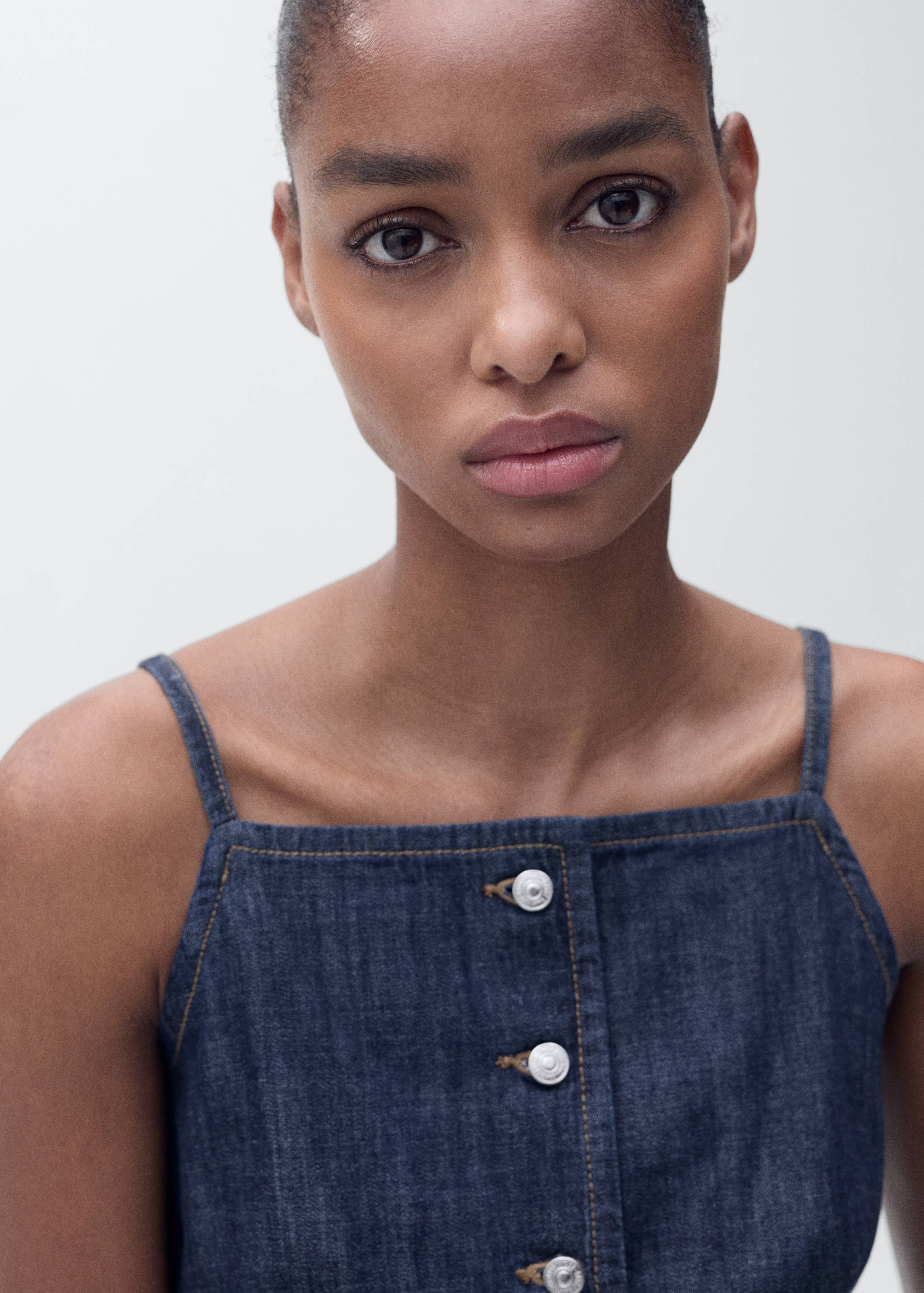 Buttoned denim top - Details of the article 1
