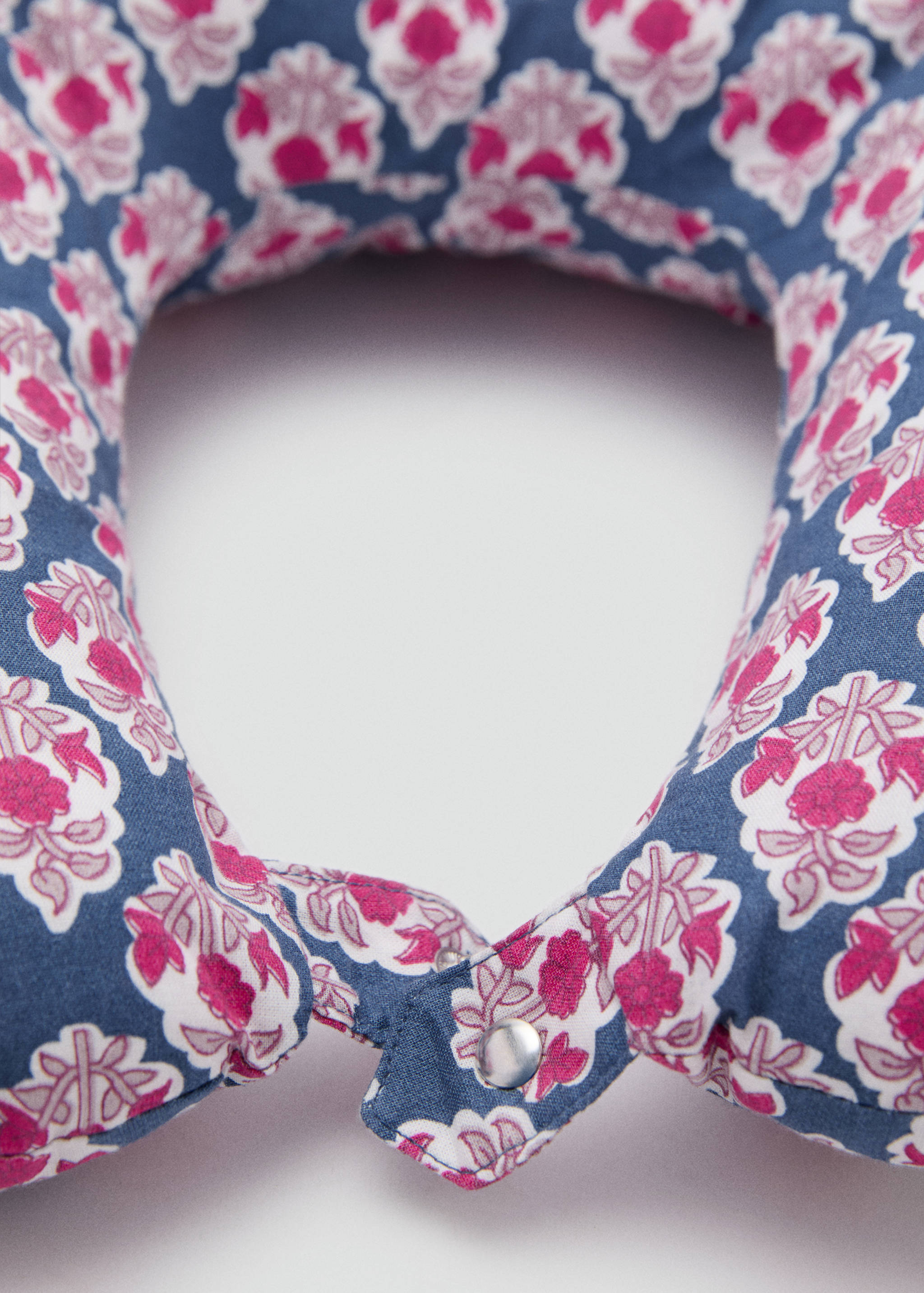 Printed travel pillow - Details of the article 1