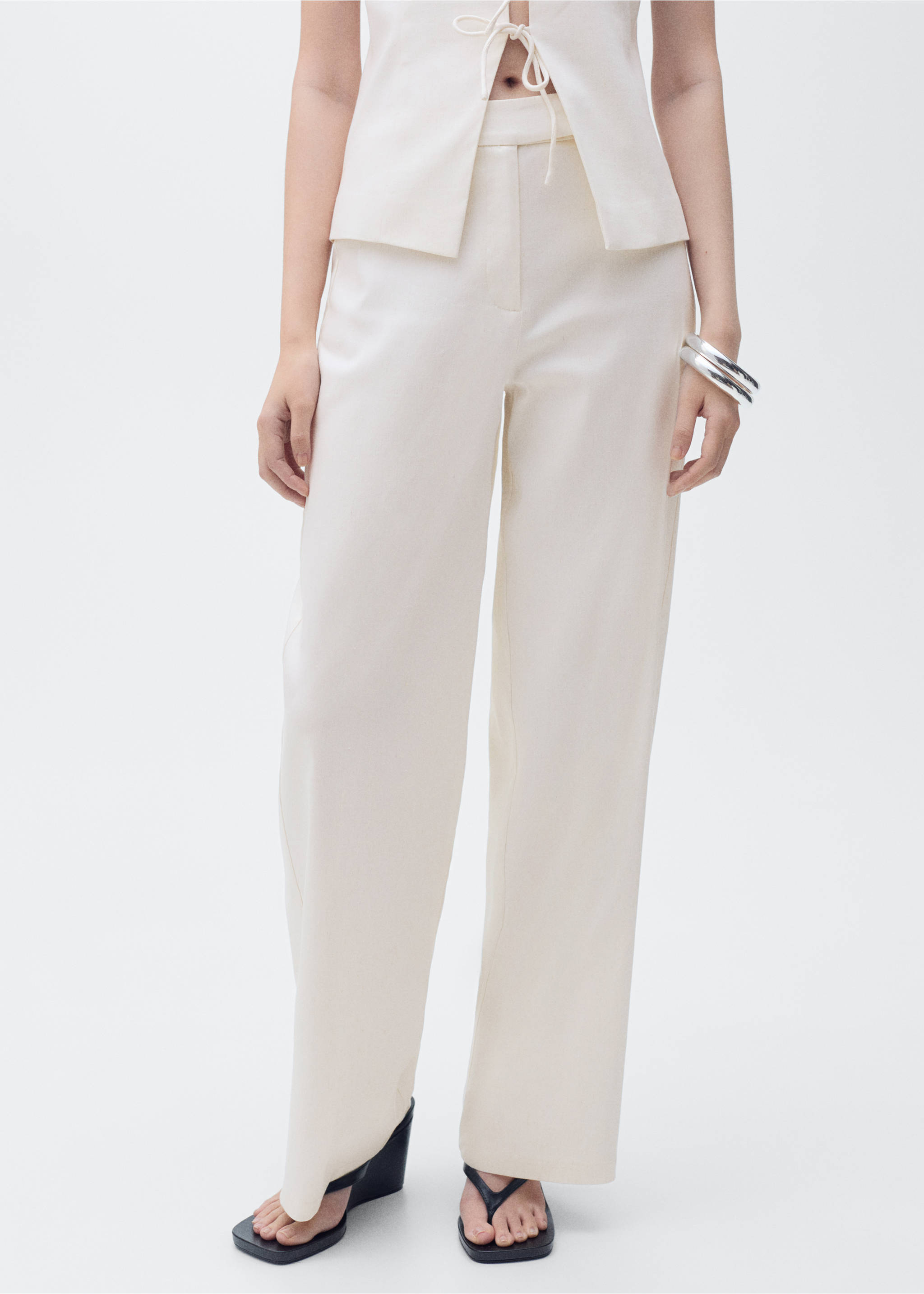 Straight mid-rise trousers - Medium plane, Ecru. Ref: 87077185-00.