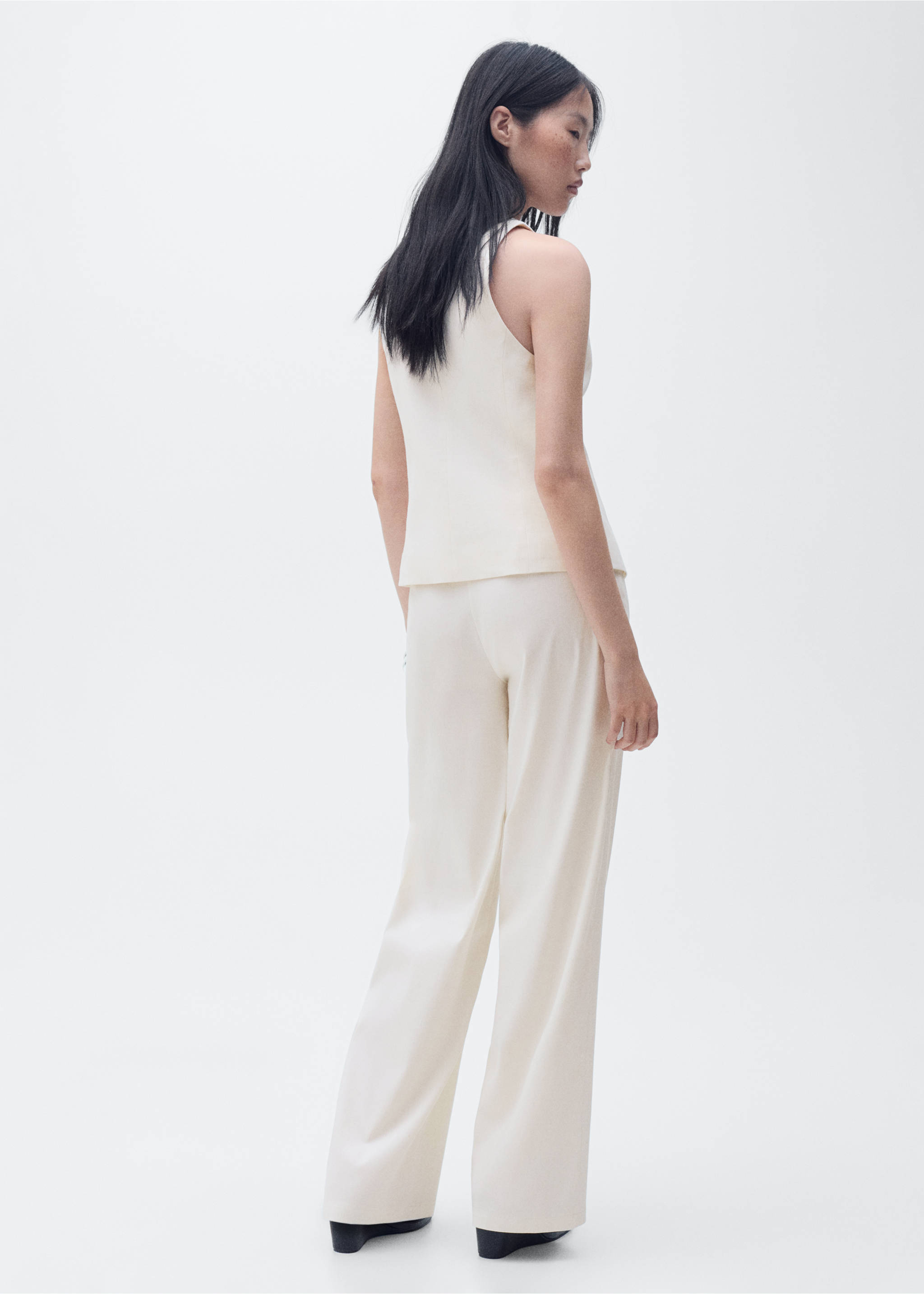 Straight mid-rise trousers - Reverse of the article, Ecru. Ref: 87077185-00.