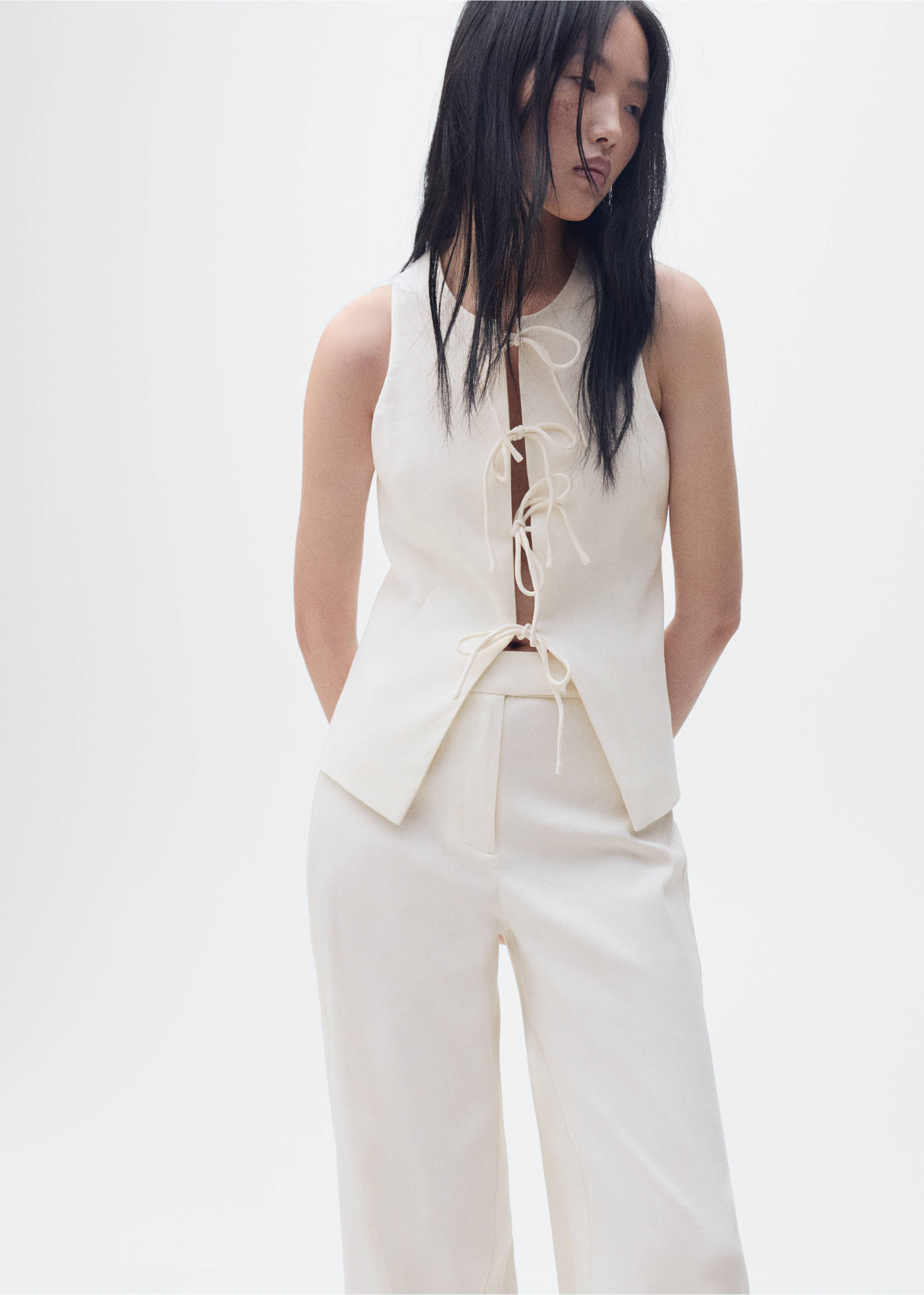 Straight mid-rise trousers - Details of the article 1, Ecru. Ref: 87077185-00.