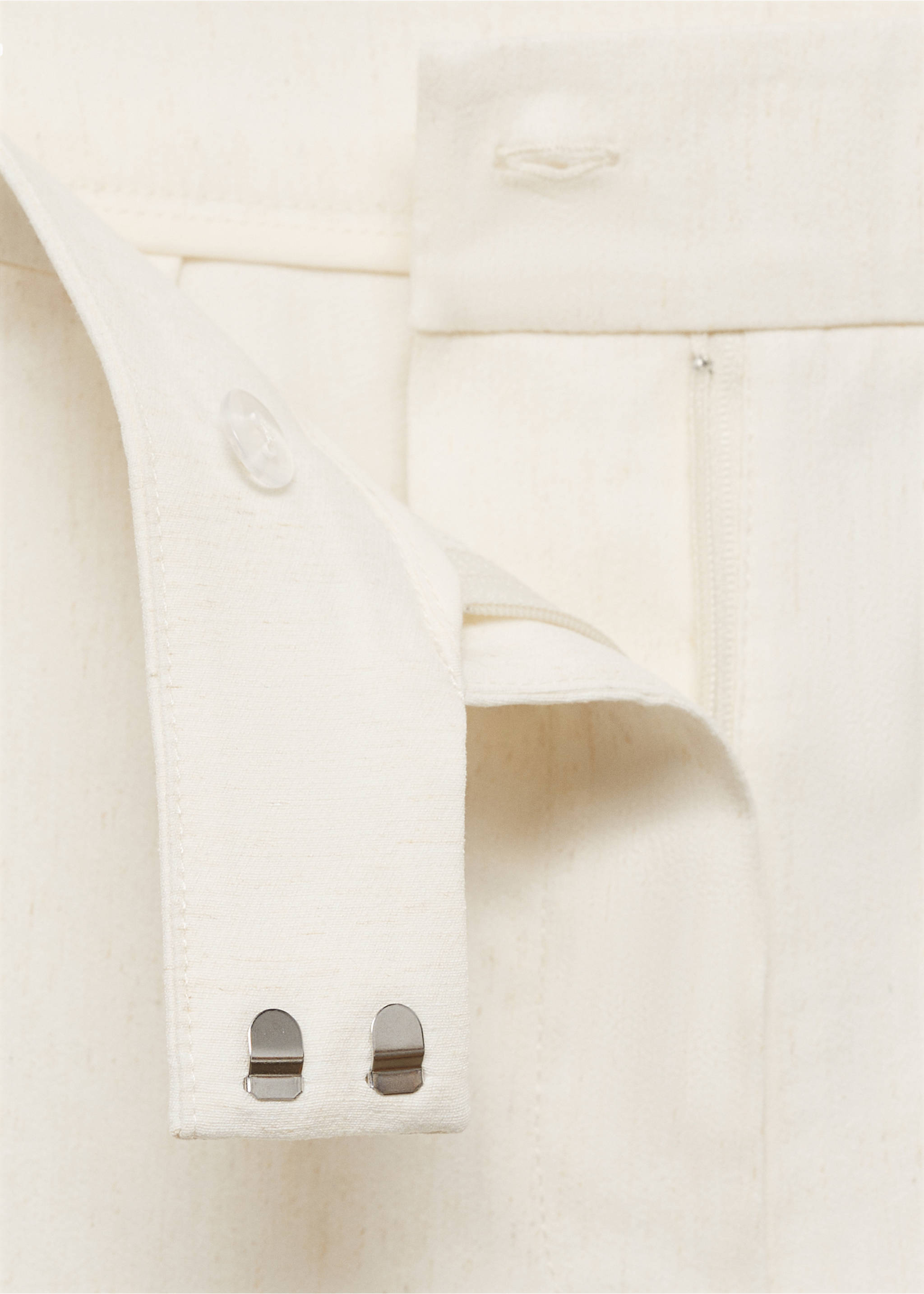 Straight mid-rise trousers - Details of the article 8, Ecru. Ref: 87077185-00.