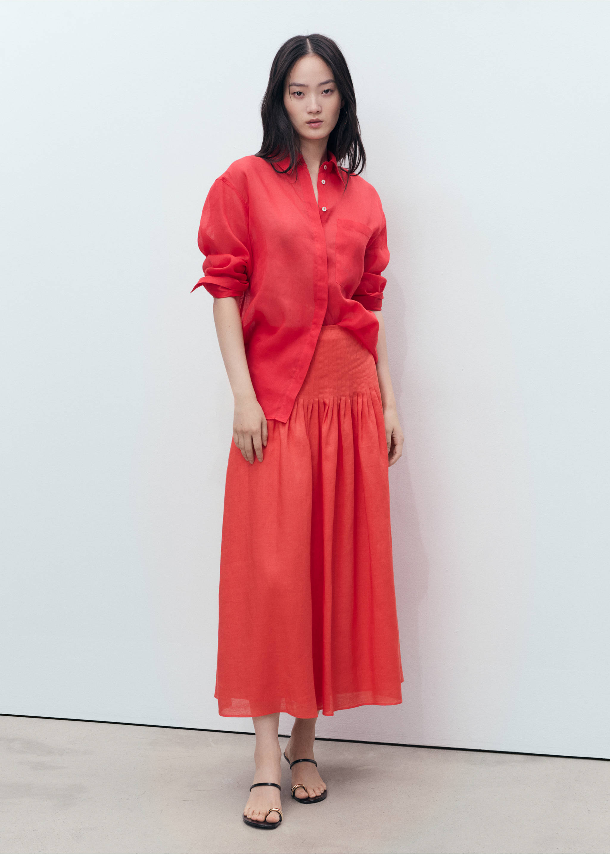 Ramie pleated skirt - General plane, Red. Ref: 87077187-00.