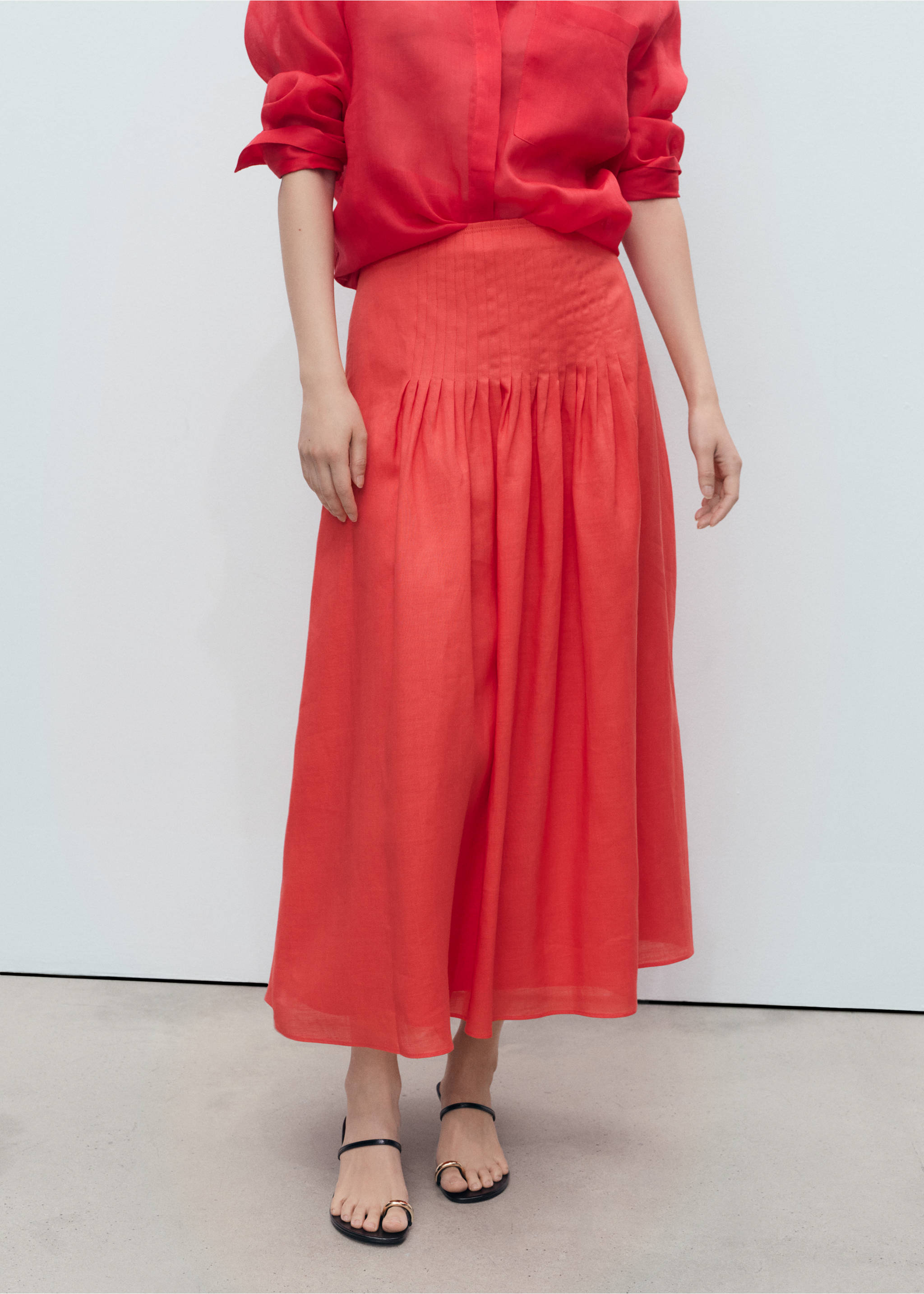 Ramie pleated skirt - Medium plane, Red. Ref: 87077187-00.