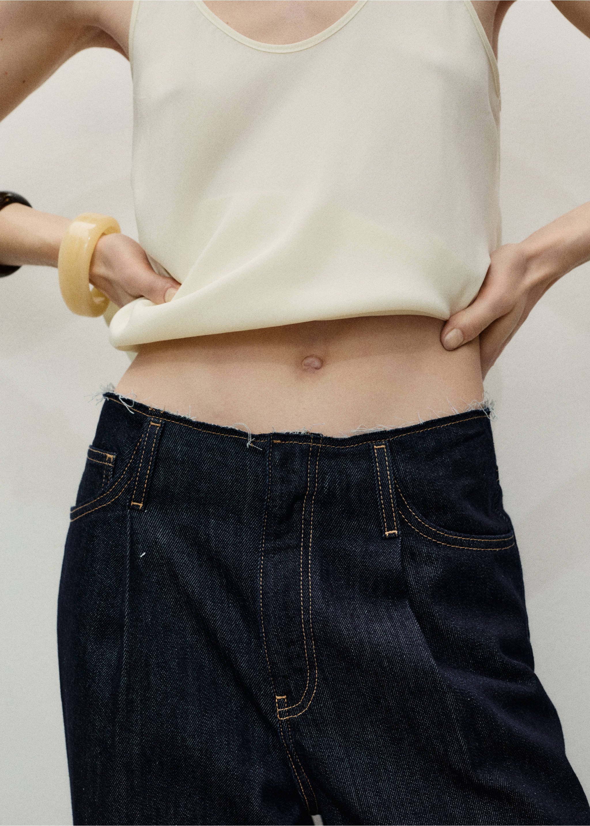 Wide leg denim trousers with frayed waist - Details of the article 3, Open Blue. Ref: 87077191-00.