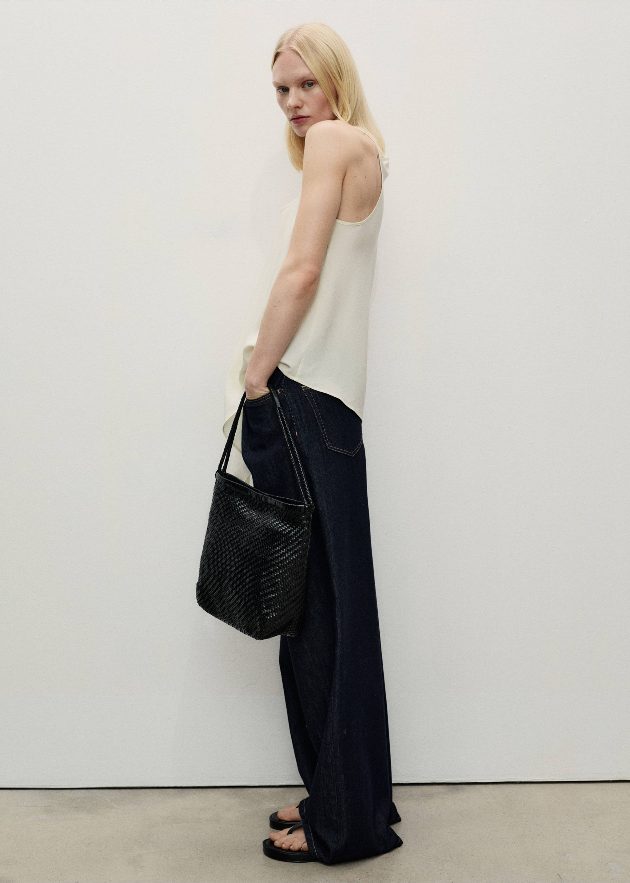 Wide leg denim pants with frayed waist - Details of the article 2, Open Blue. Ref: 87077191-00.