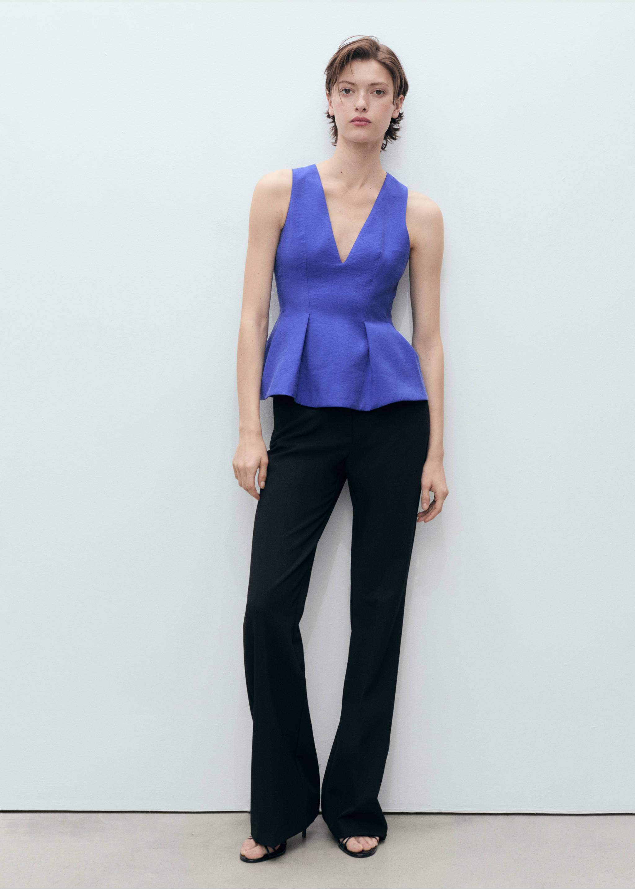 Modal-Top mit V-Ausschnitt - Allgemeine Ansicht, Blau. Ref: 87077194-00.