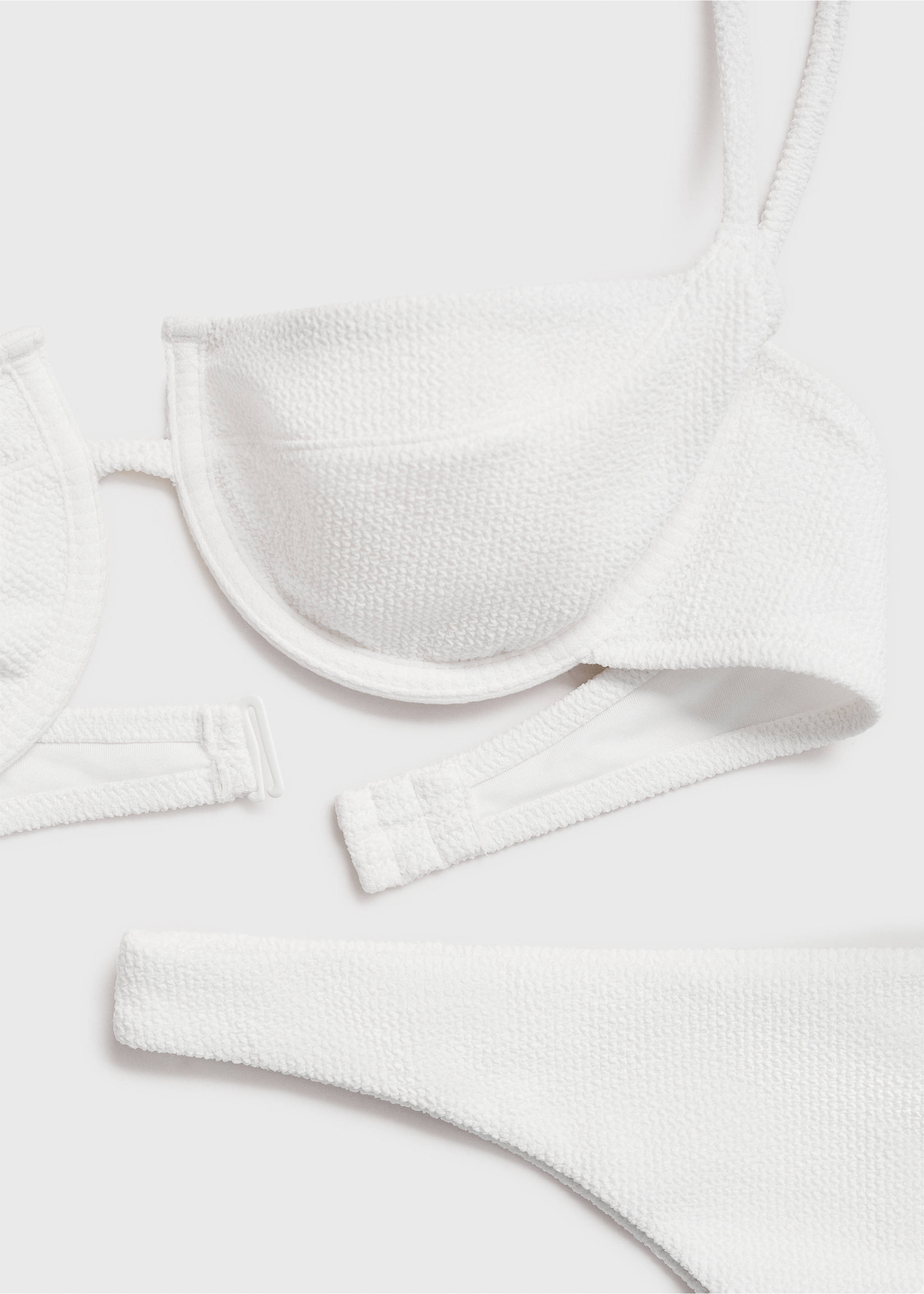 Brasilianischer Bikini-Slip mit Textur - Detail des Artikels 0, Weiß. Ref: 87077671-00.