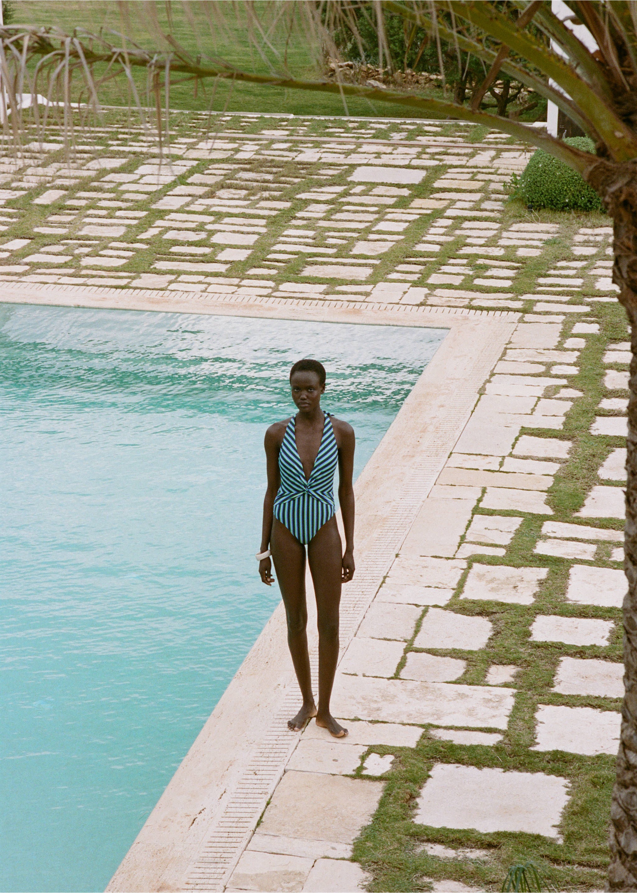 Bañador halter rayas - Plano general, Azul. Ref: 87077677-00.