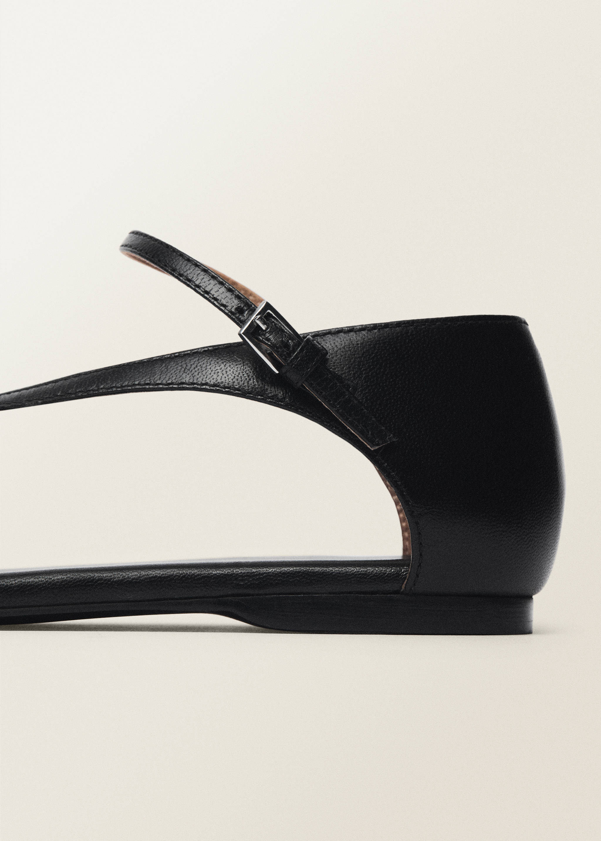 Leather straps sandals - Details of the article 1