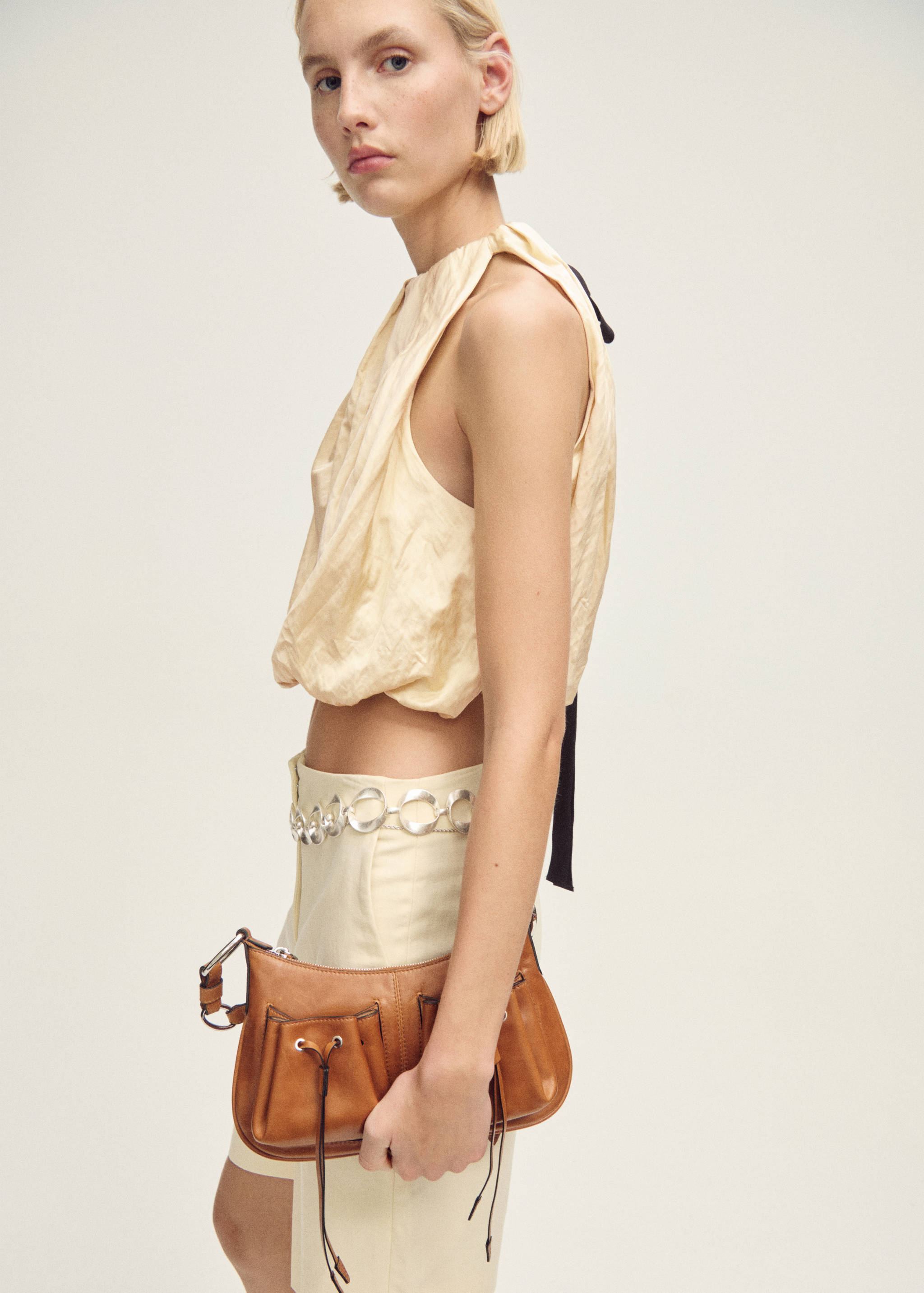 Creased-fabric balloon blouse - Medium plane