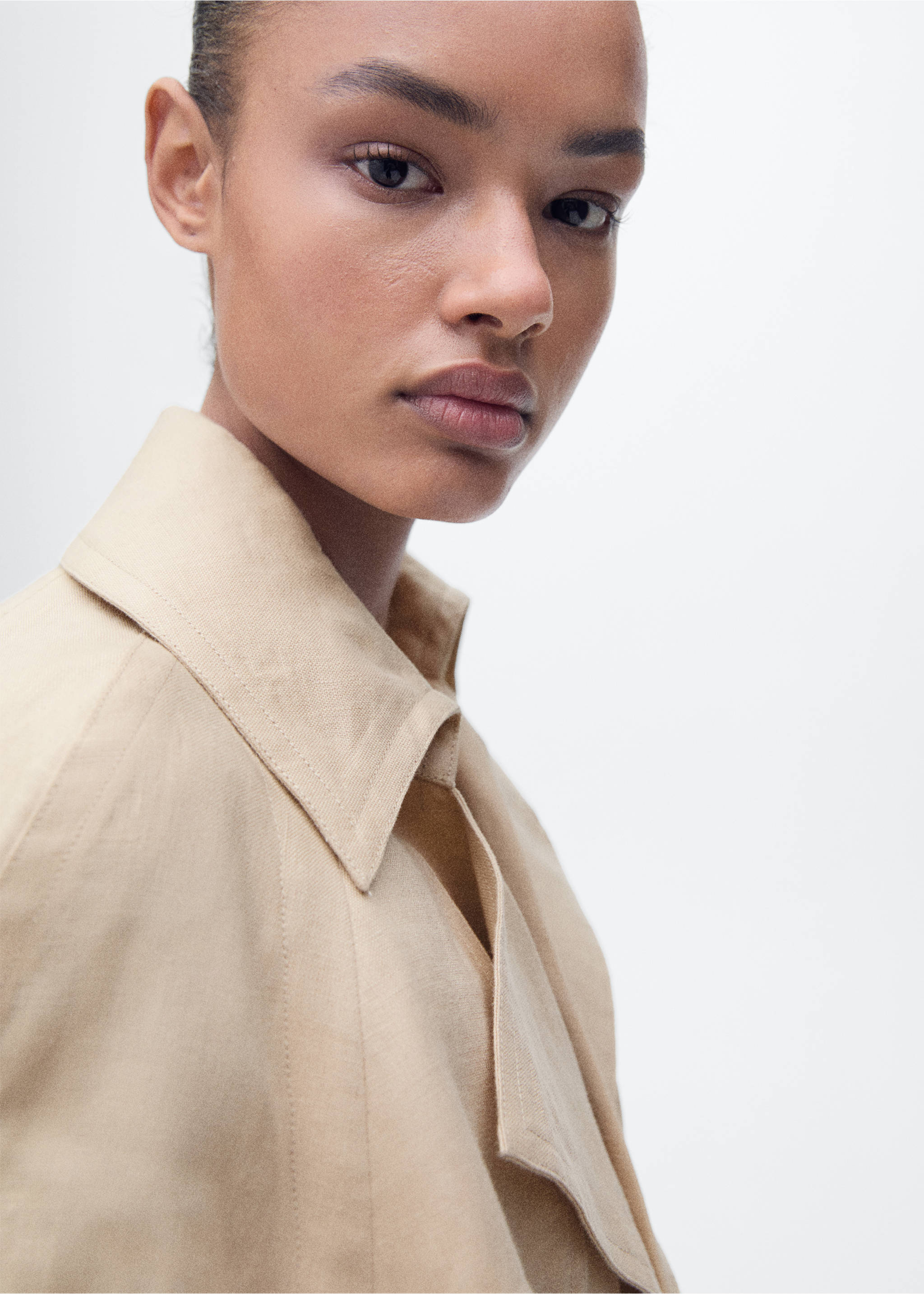 Leinenjacke mit Gürtel - Detail des Artikels 1, Hellgrau/Pastellgrau. Ref: 87077889-00.