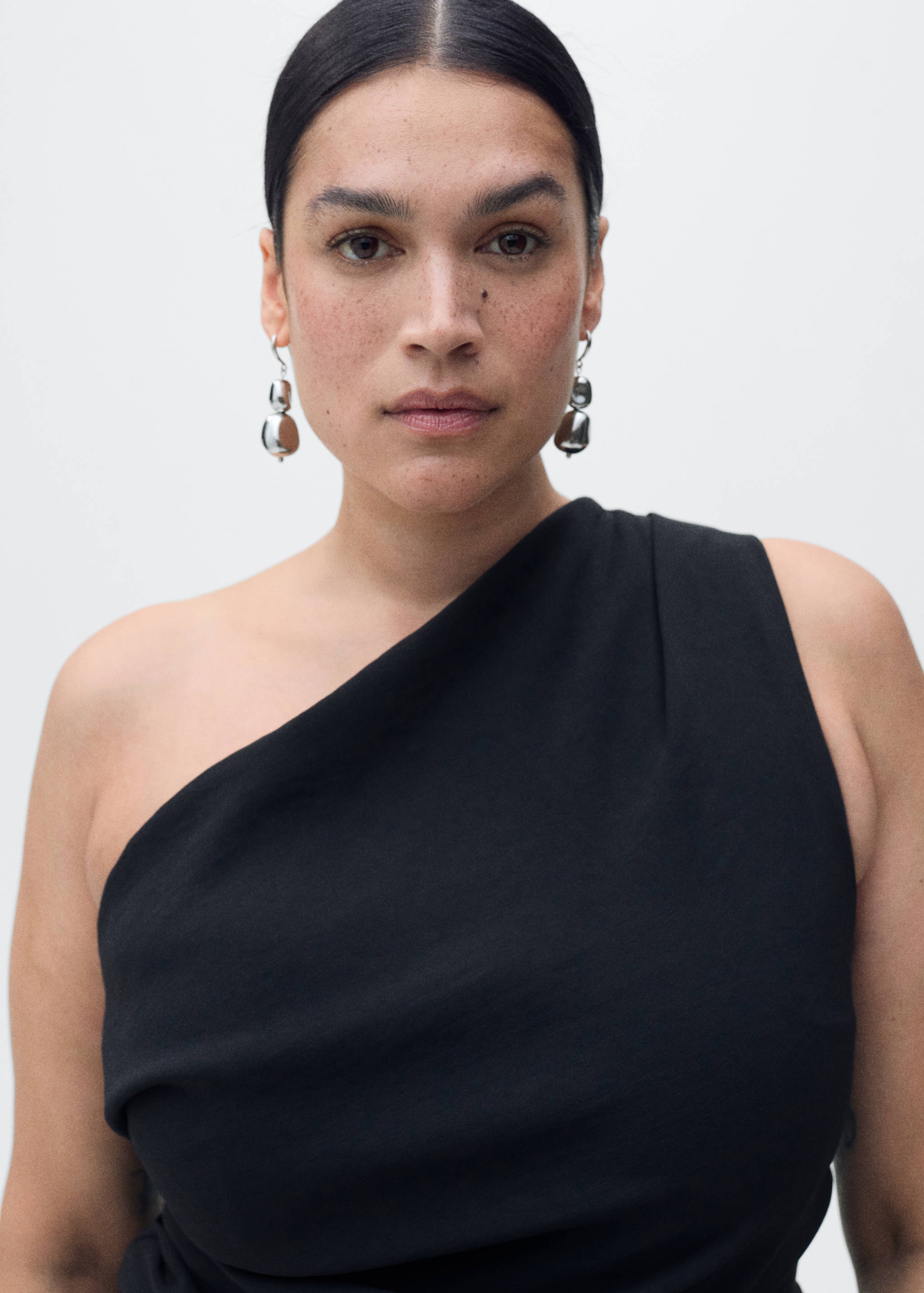 Mono asimétrico detalle drapeado - Detalle del artículo 4