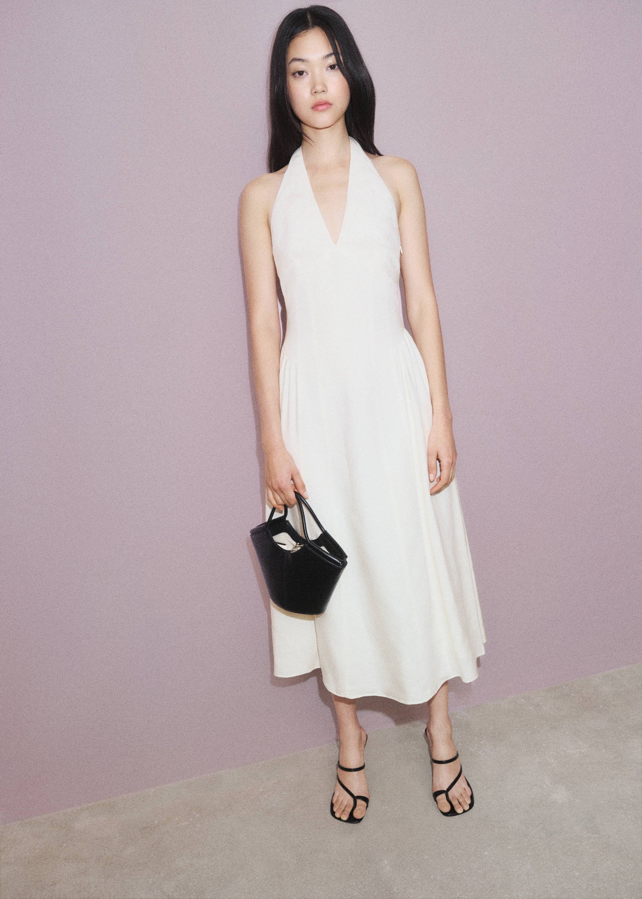 Robe lin emmanchures américaines - Détail de l'article 7, Blanc cassé. Ref: 87077892-00.