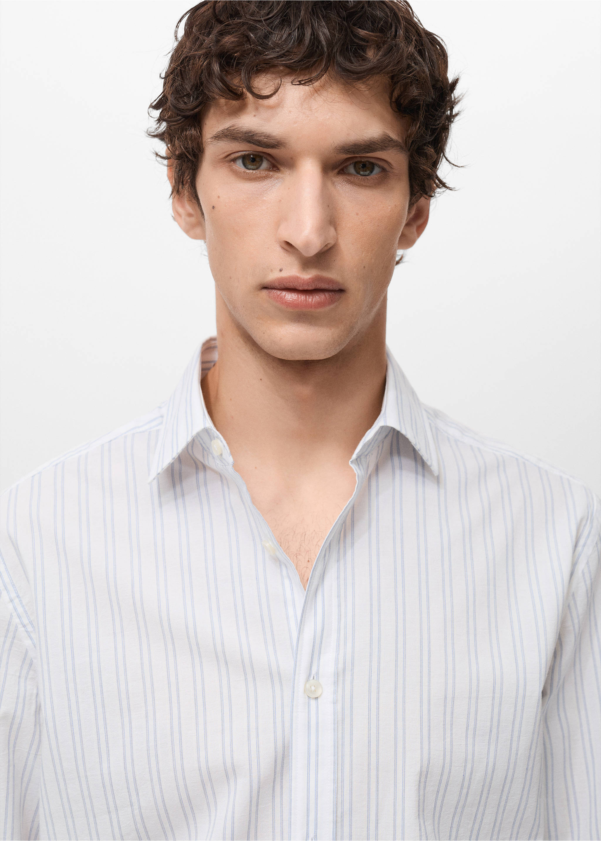 Camisa rayas 100% algodón regular fit - Detalle del artículo 1, Blanco. Ref: 87077893-00.