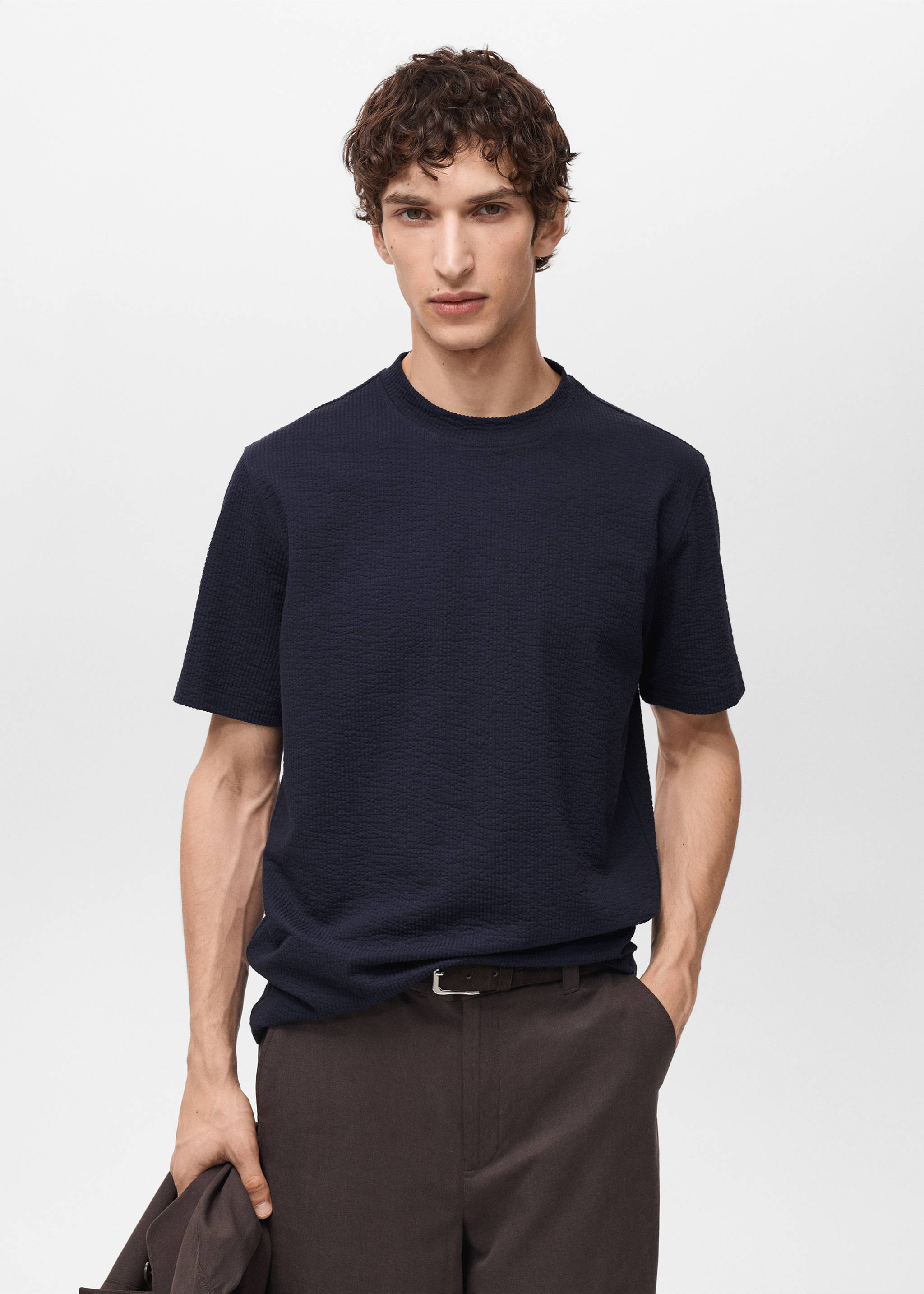 T-Shirt aus Seersucker-Baumwolle - Mittlere Ansicht, Dunkles Marineblau. Ref: 87077894-00.