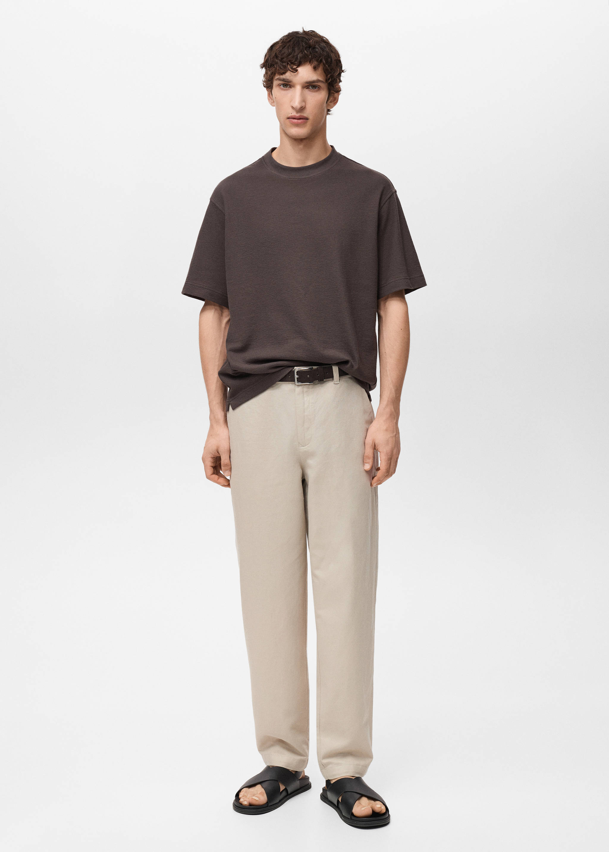 Camiseta relaxed fit estructura - Plano general