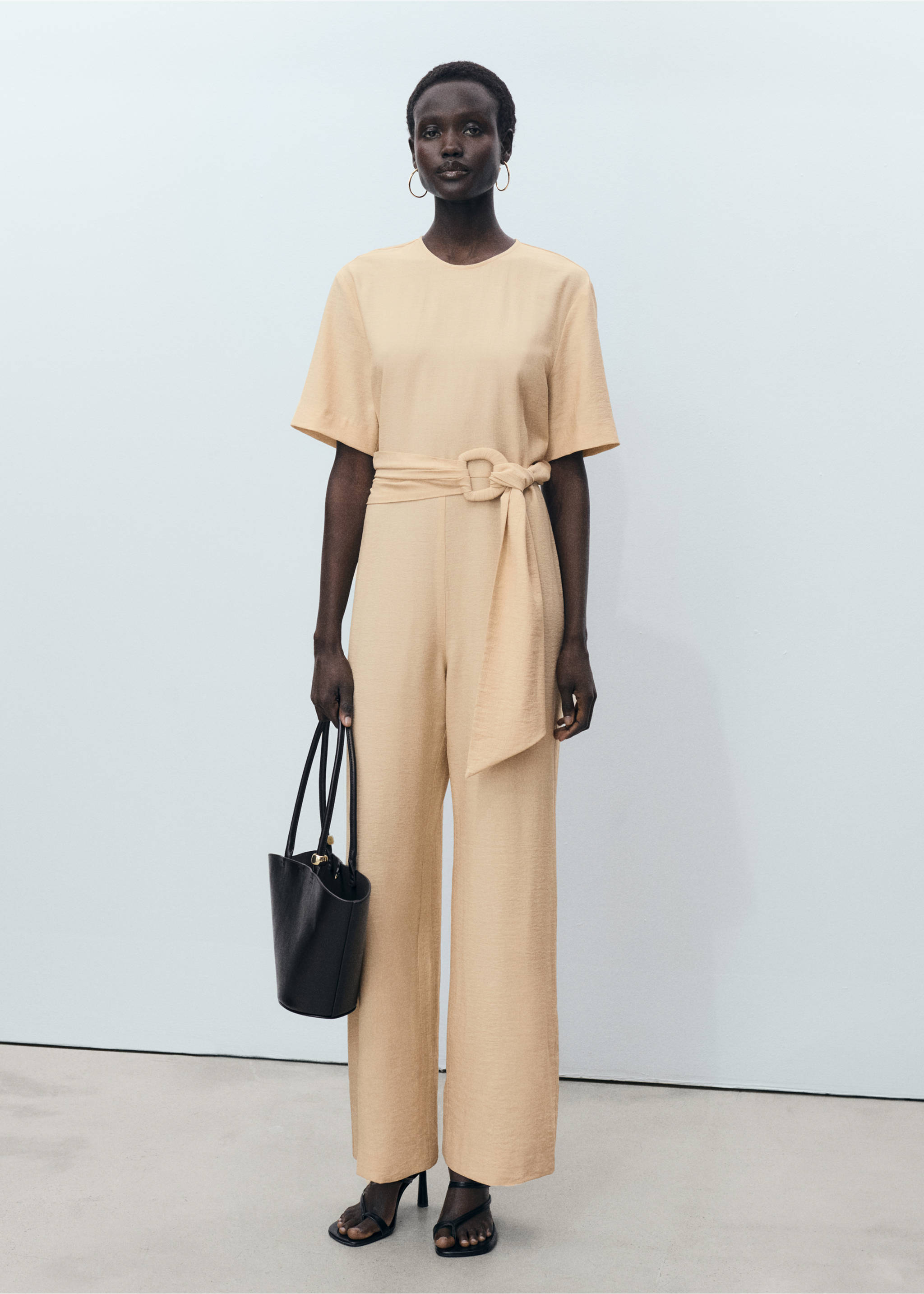 Straight-fit short-sleeved jumpsuit with belt - General plane, Ecru. Ref: 87077907-00.