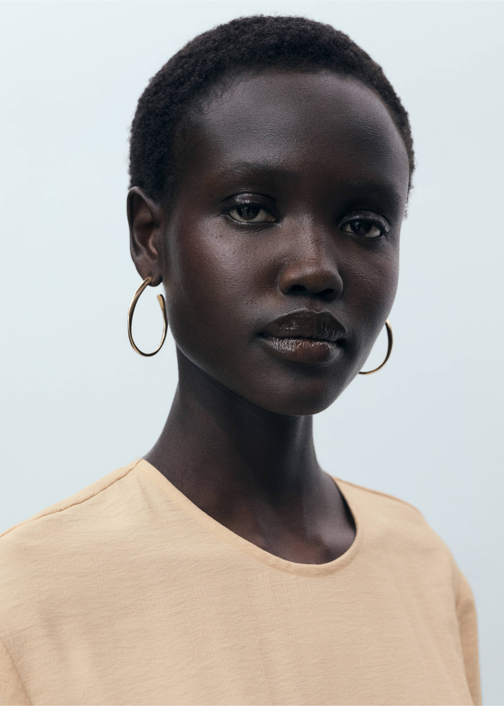 Straight-fit short-sleeved jumpsuit with belt - Details of the article 1, Ecru. Ref: 87077907-00.