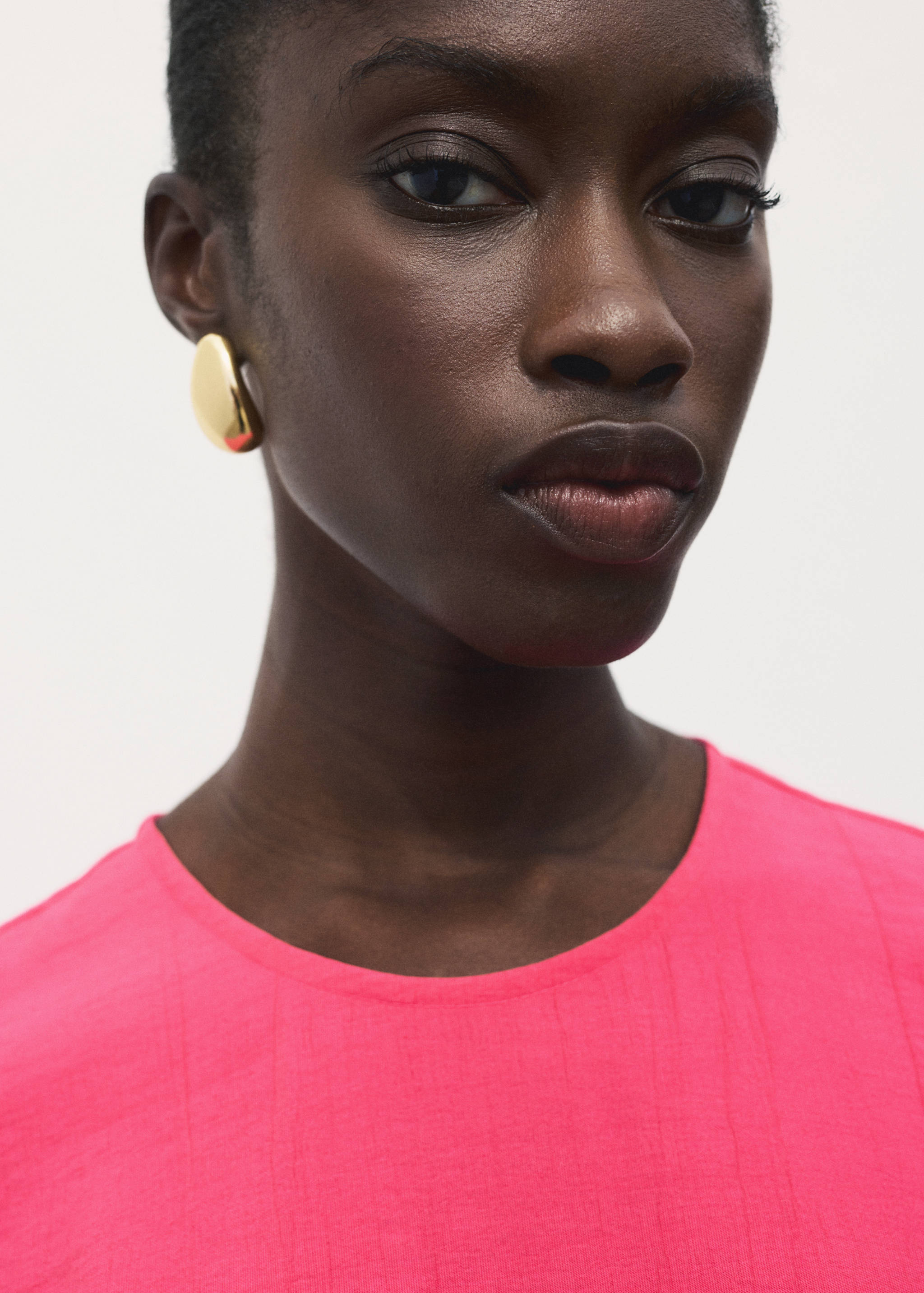 Straight-fit short-sleeved jumpsuit with belt - Details of the article 1