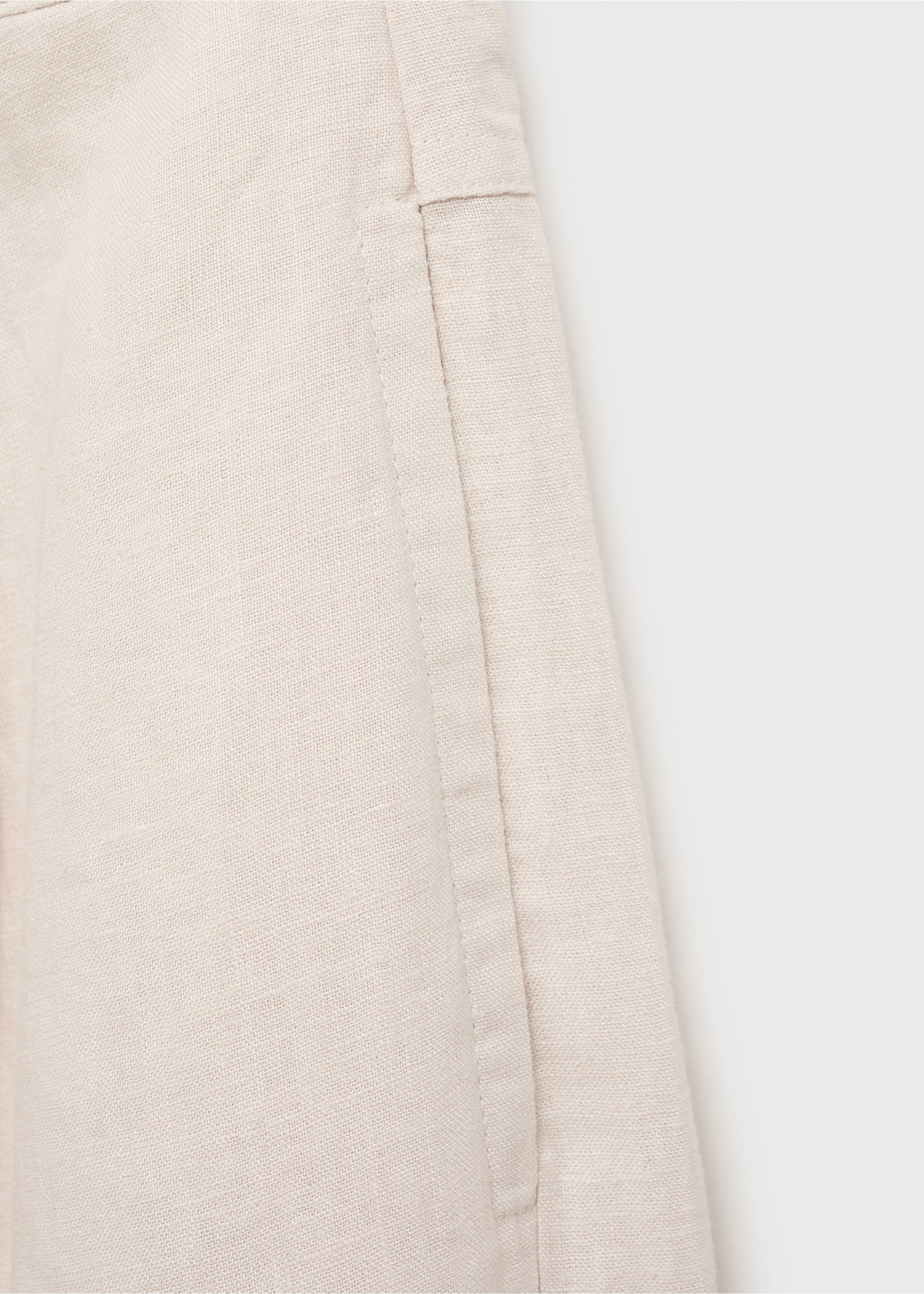 Leinenhose mit Perlmuttknopf - Detail des Artikels 8, Hellgrau/Pastellgrau. Ref: 87078258-00.
