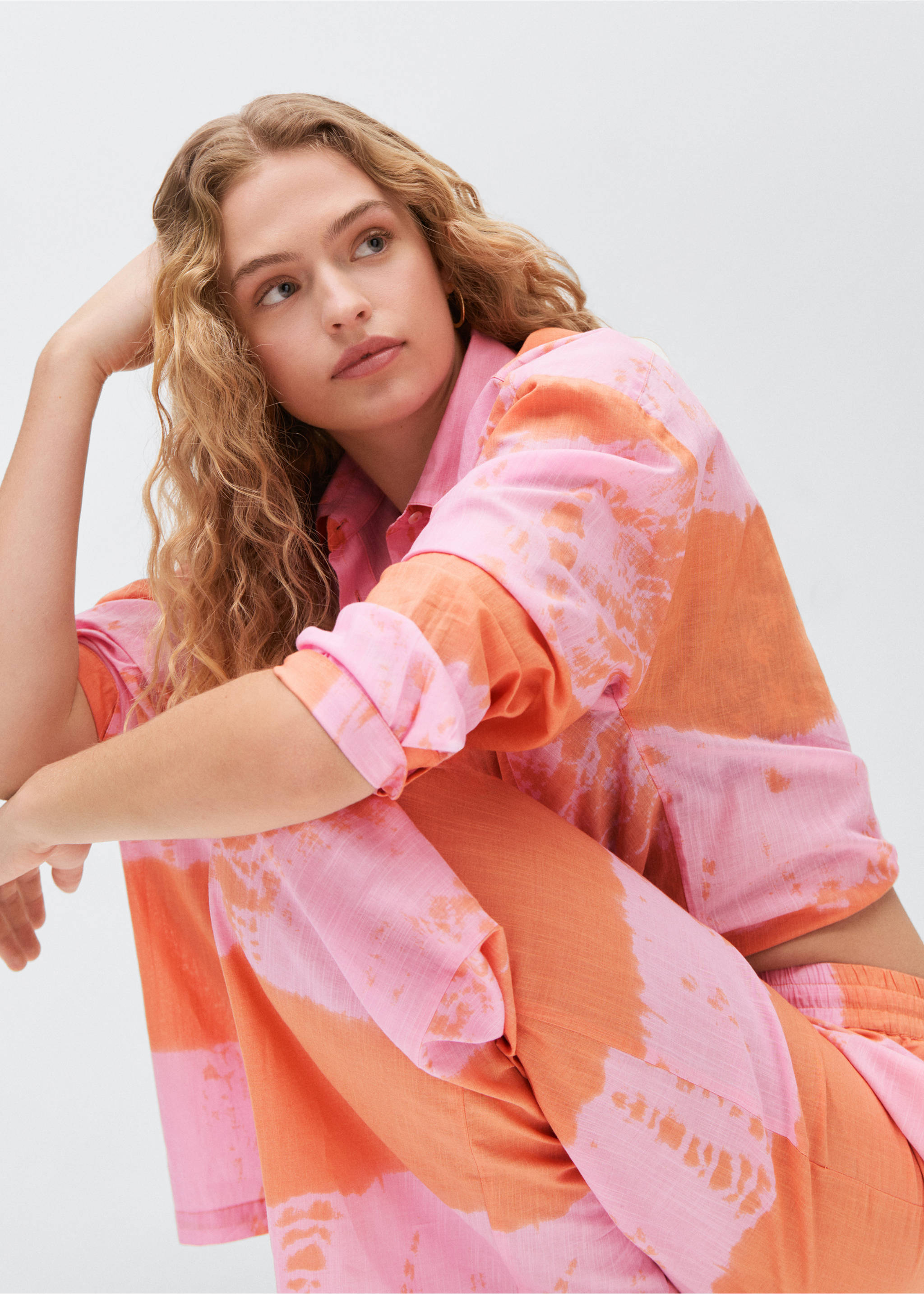 Printed oversize shirt - Details of the article 2, Pink. Ref: 87078264-00.