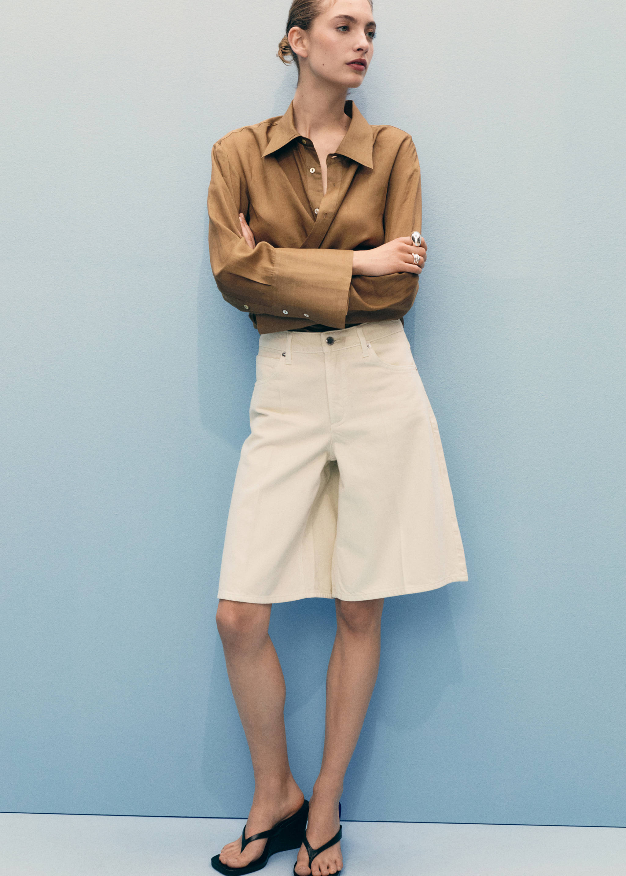 High-waisted denim bermuda jorts - General plane