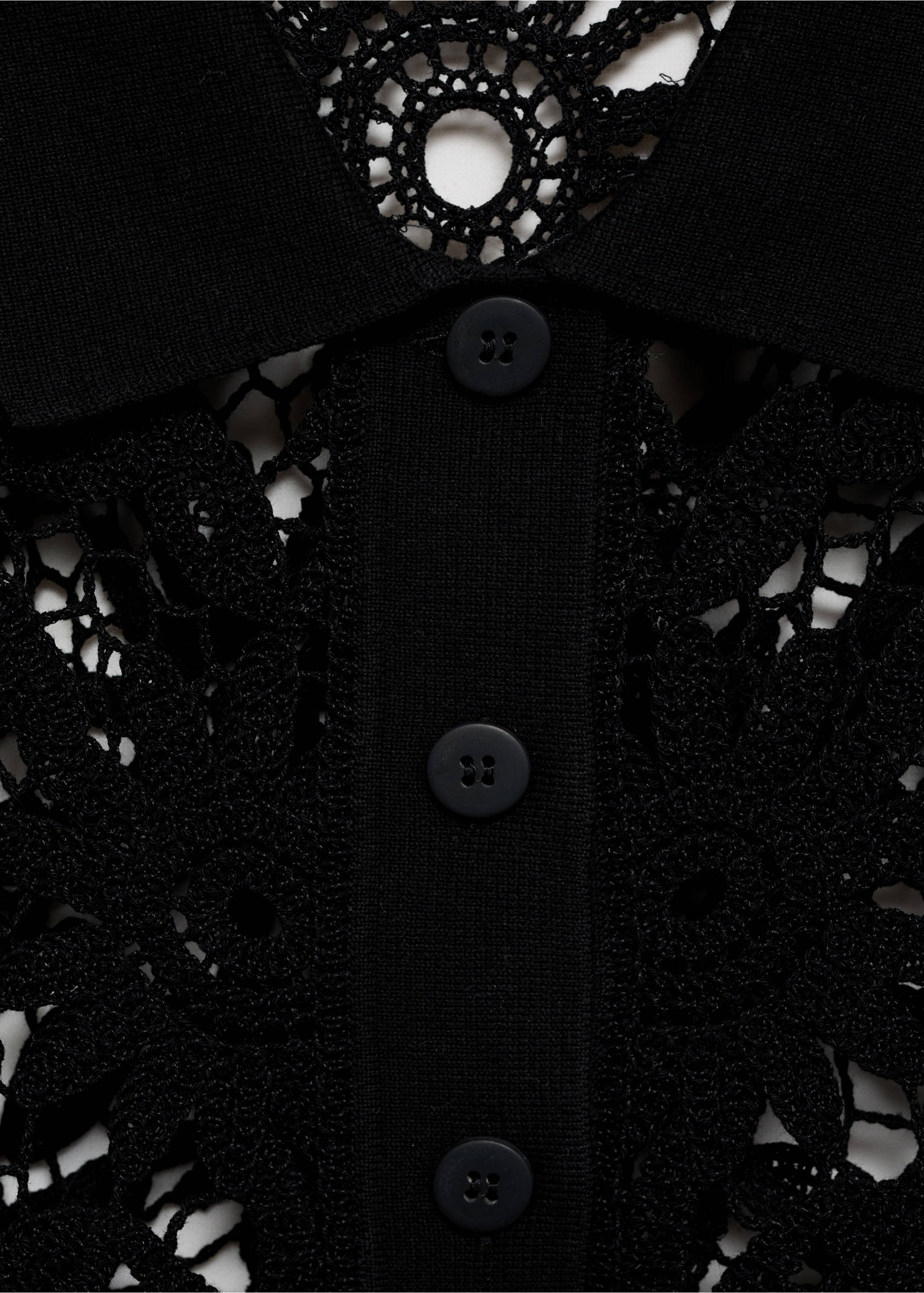 Kortärmad virkad kofta - Detaljer om artikeln 8, Svart. Ref: 87078642-00.