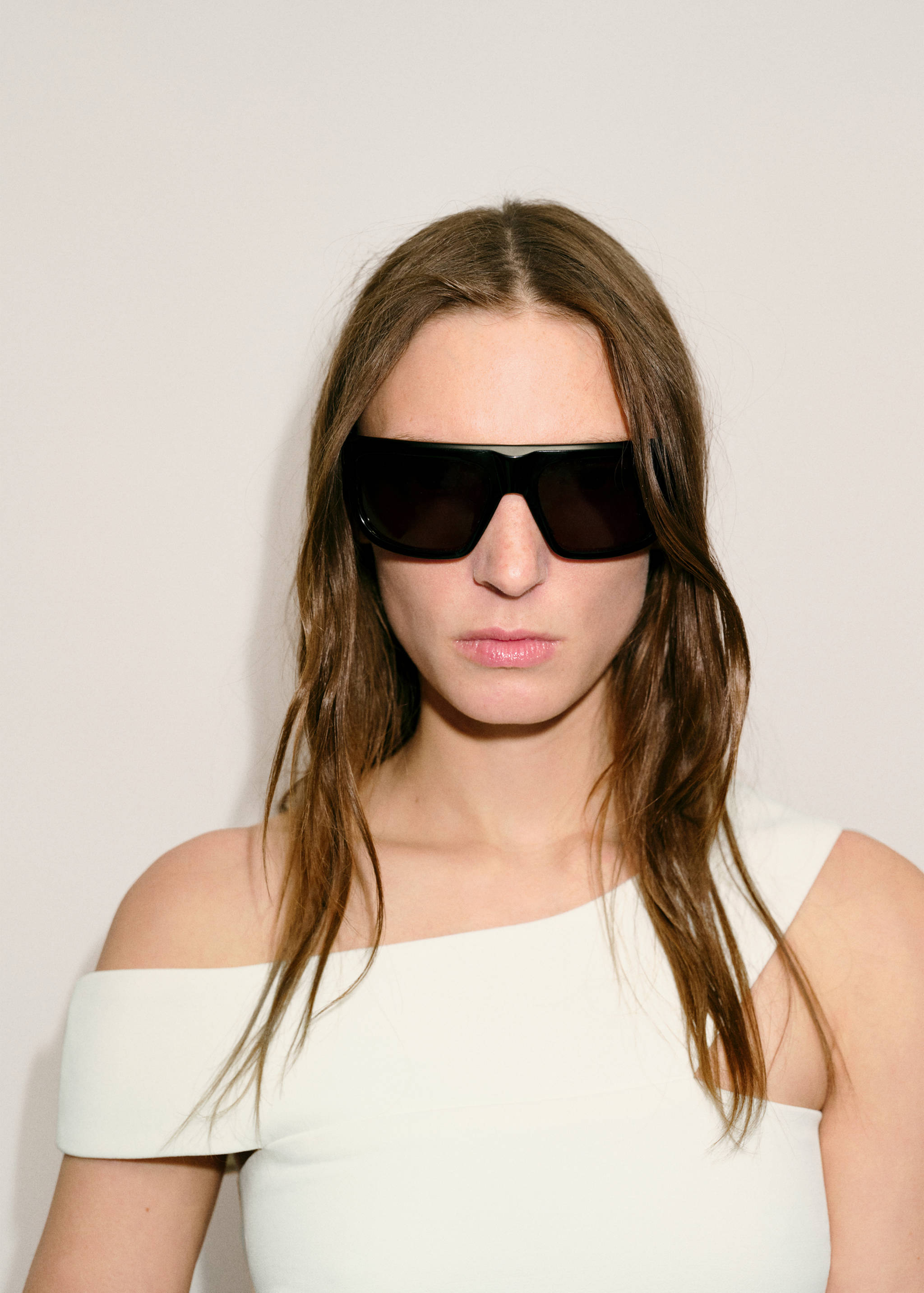 Combinaison à col asymétrique - Détail de l'article 1