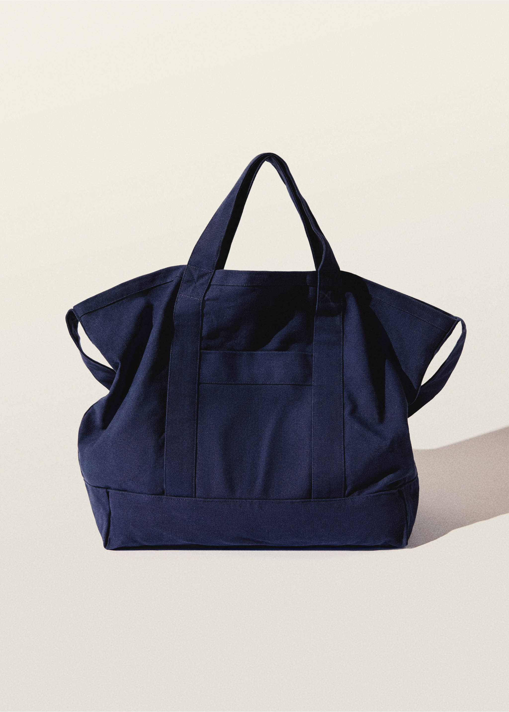 Strandtasche aus einfarbiger Baumwolle - Detail des Artikels 8, Marineblau. Ref: 87078647-00.