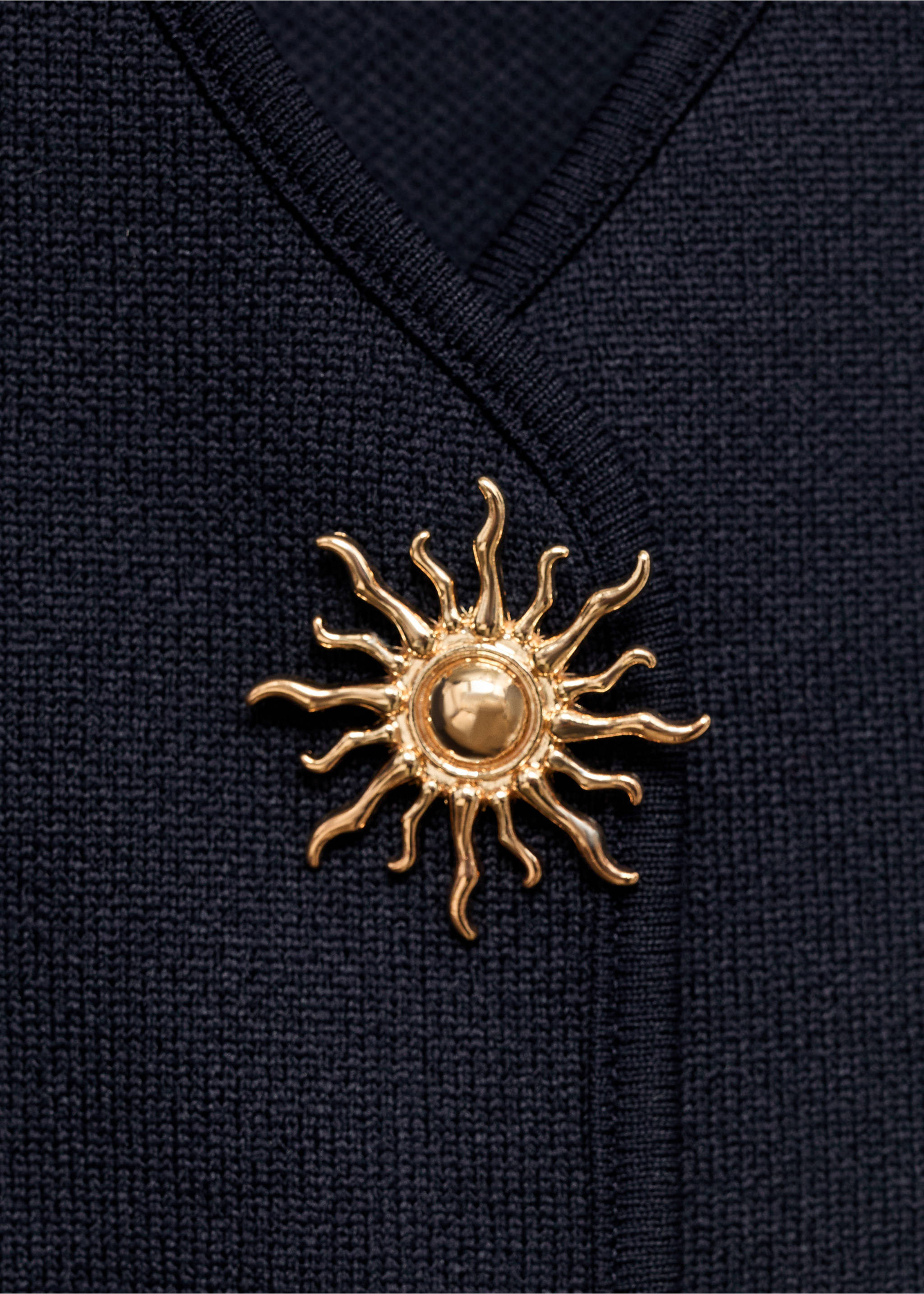Knitted waistcoat with jewel buttons - Details of the article 8, Navy. Ref: 87079065-00.