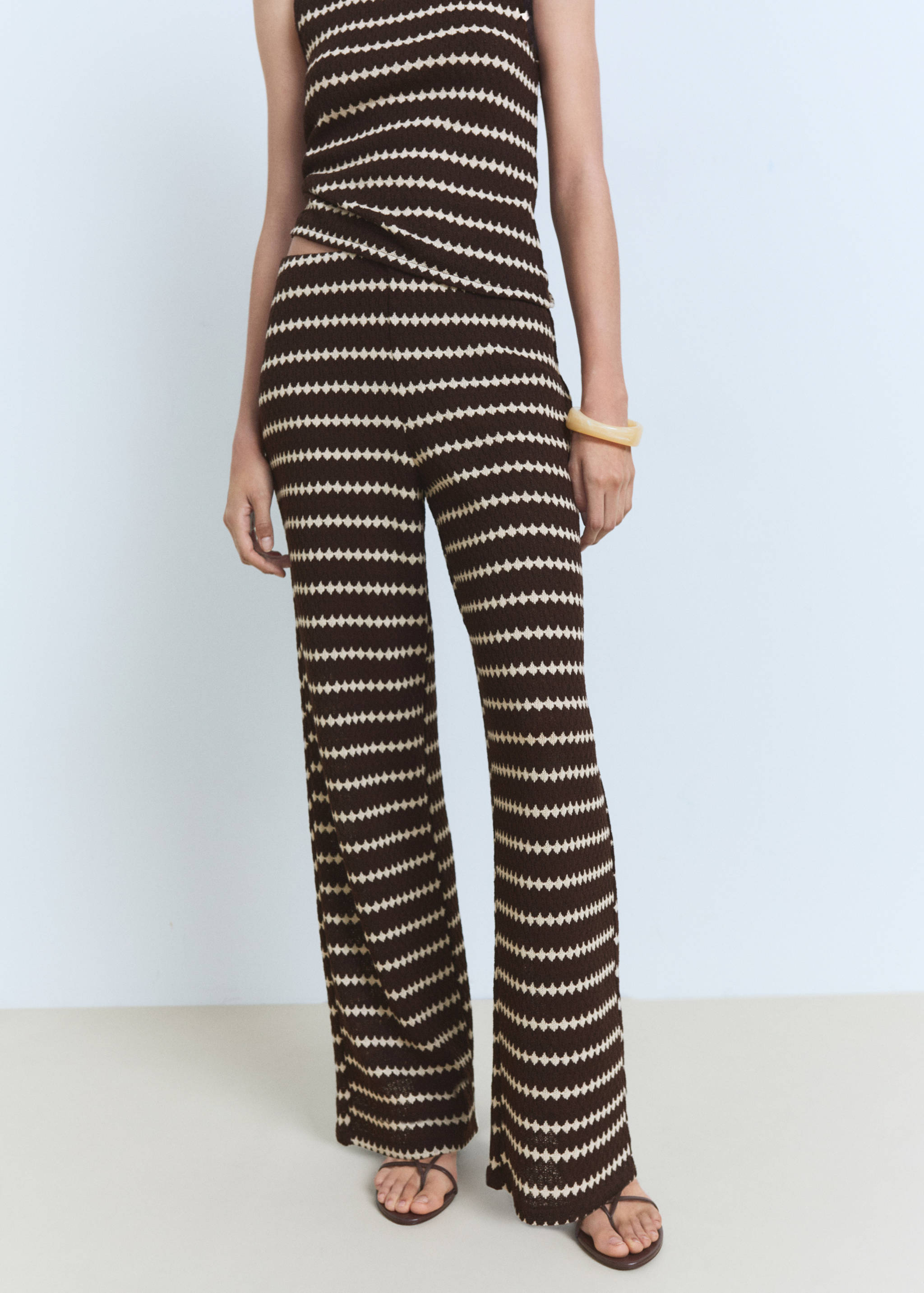 Knitted trousers with geometric print - Medium plane