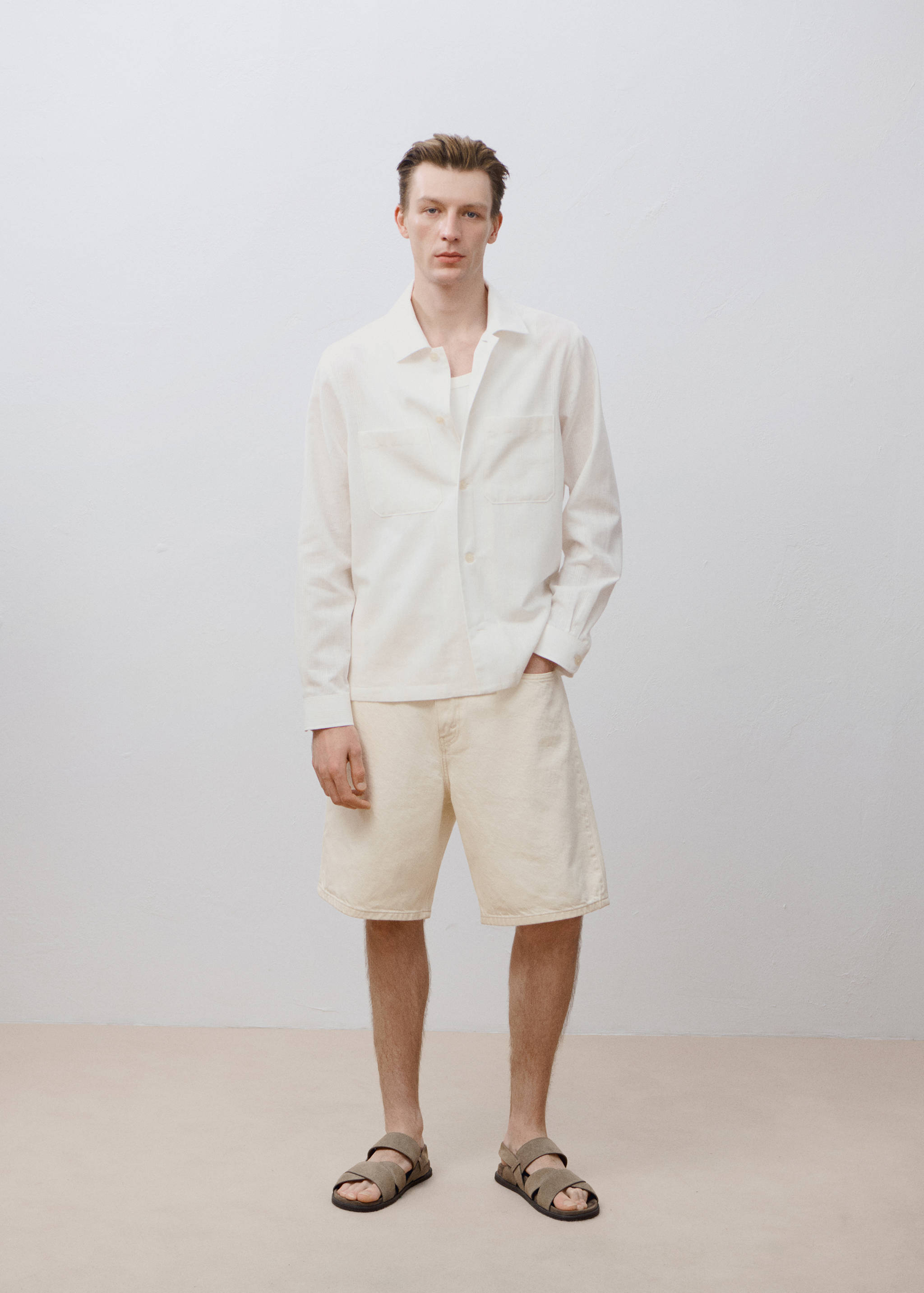 Overshirt aus Leinenmischgewebe mit Taschen - Detail des Artikels 5