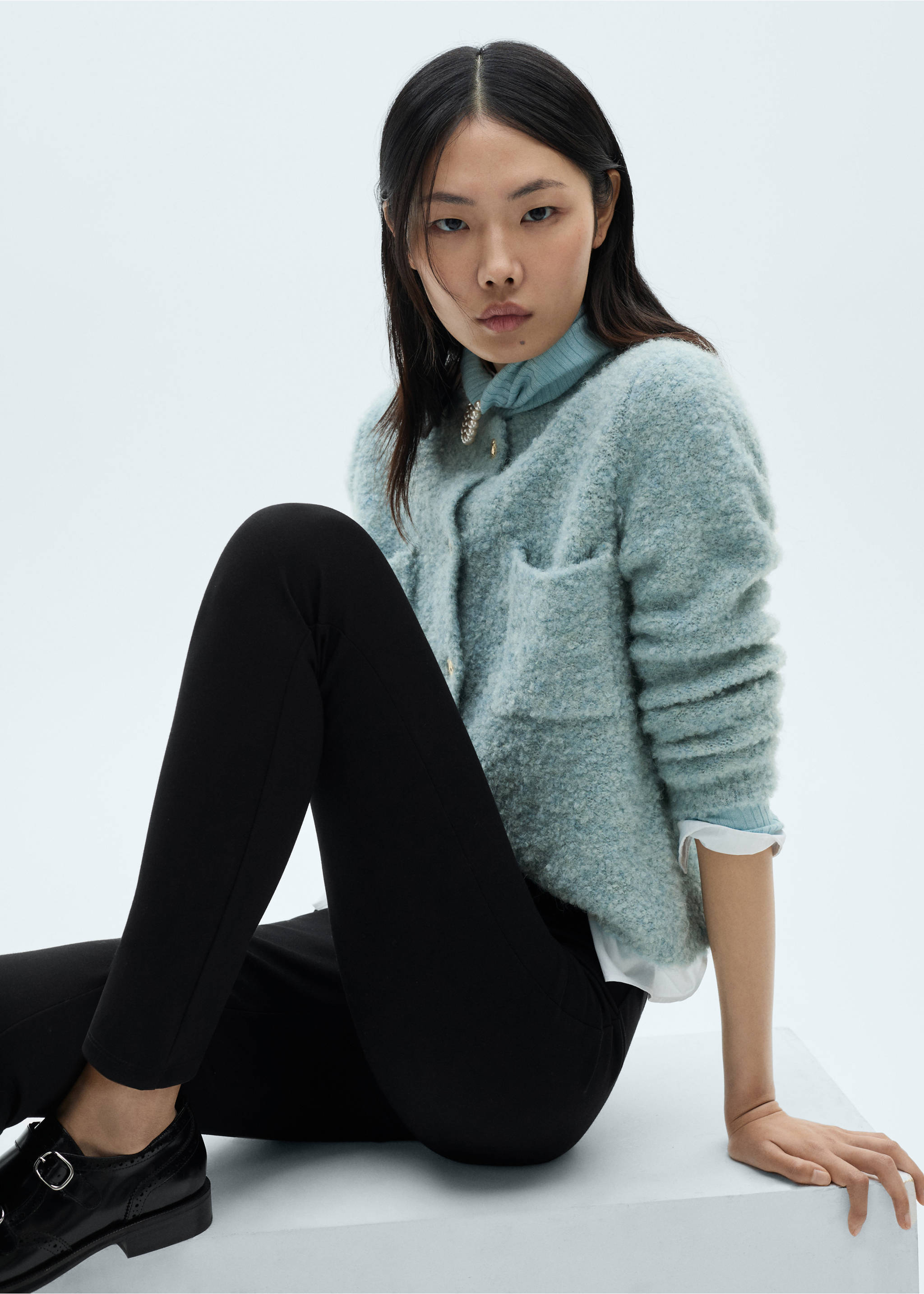 Mid-rise skinny leggings - Details of the article 2, Black. Ref: 87080422-00.