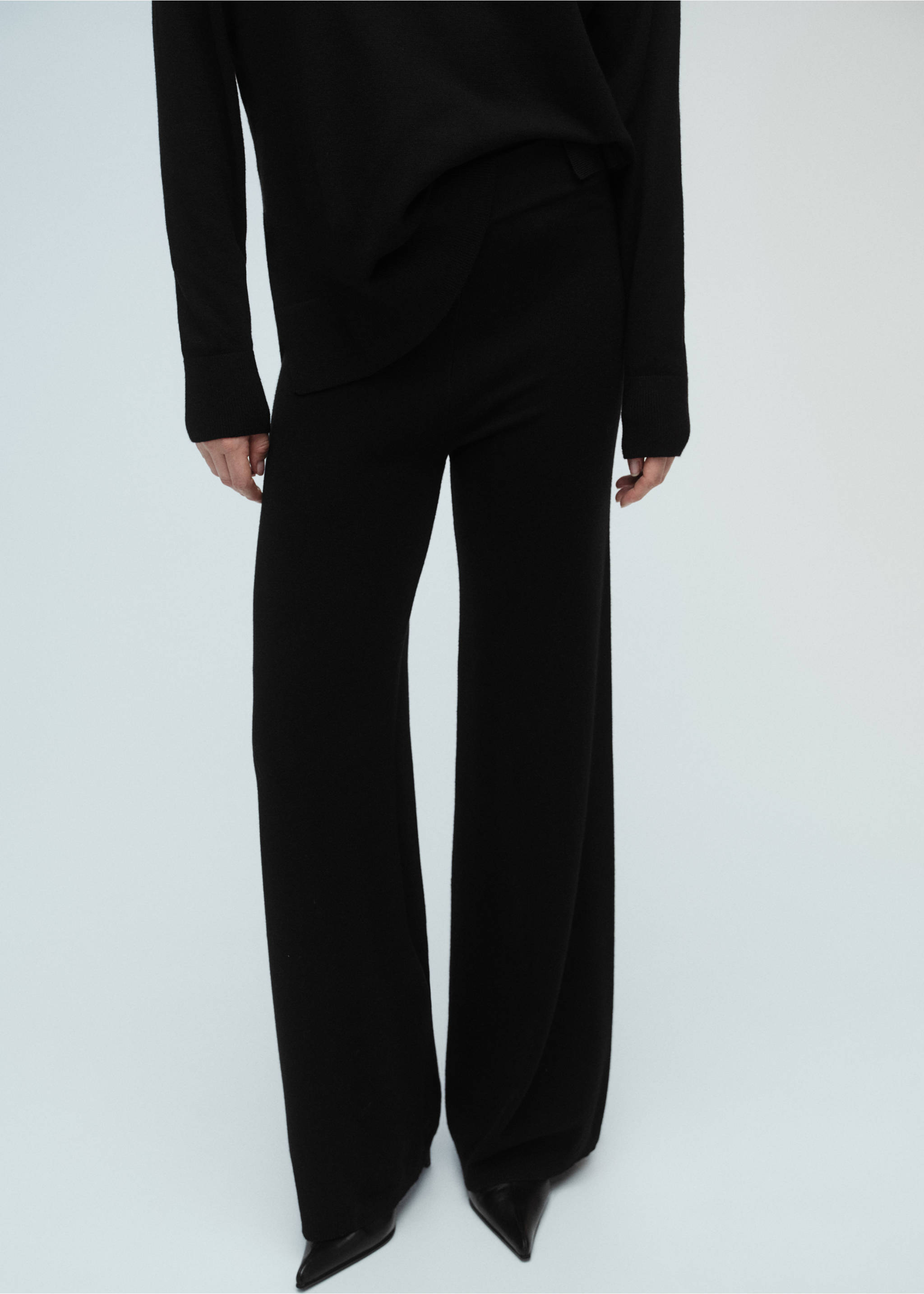 Pantalon large maille fine - Plan moyen, Noir. Ref: 87080425-00.