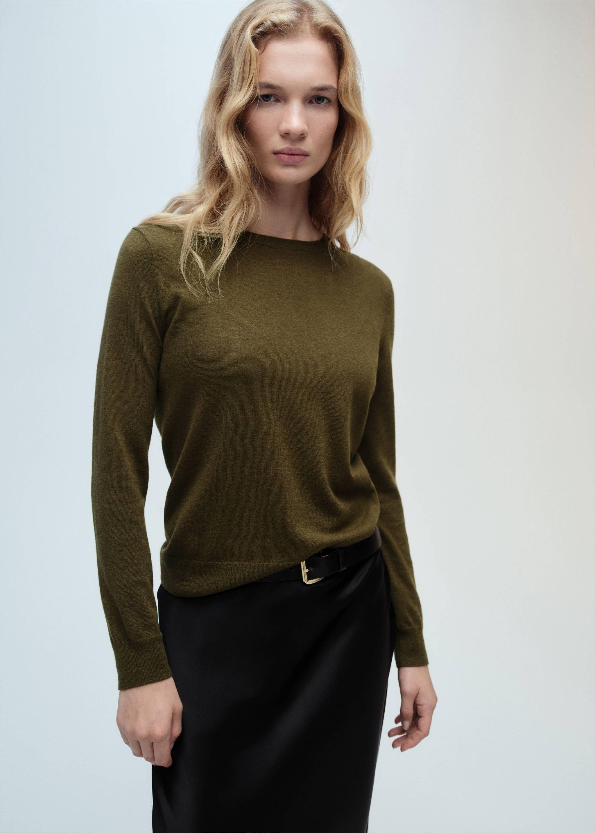 Wool-blend round-neck sweater - Medium plane, Khaki. Ref: 87080432-00.
