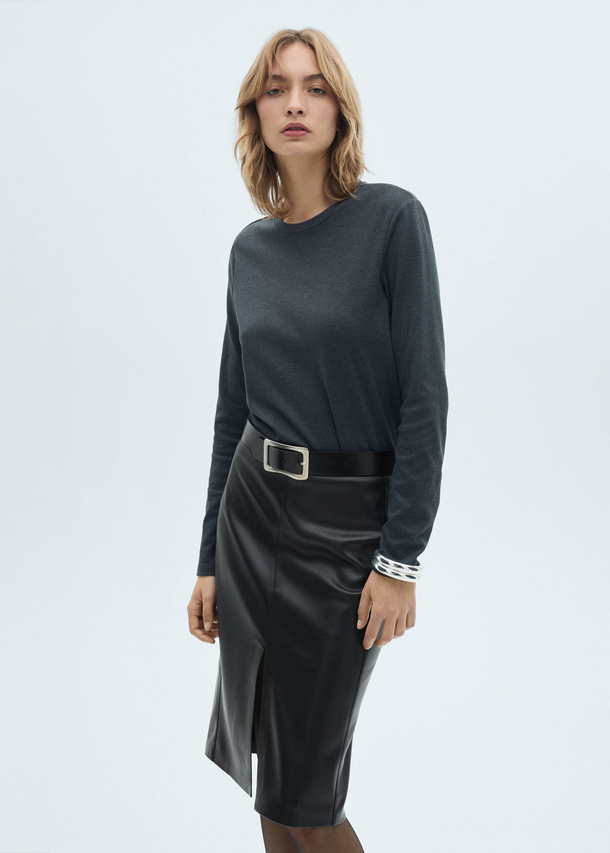 Faux-leather pencil skirt - Details of the article 1